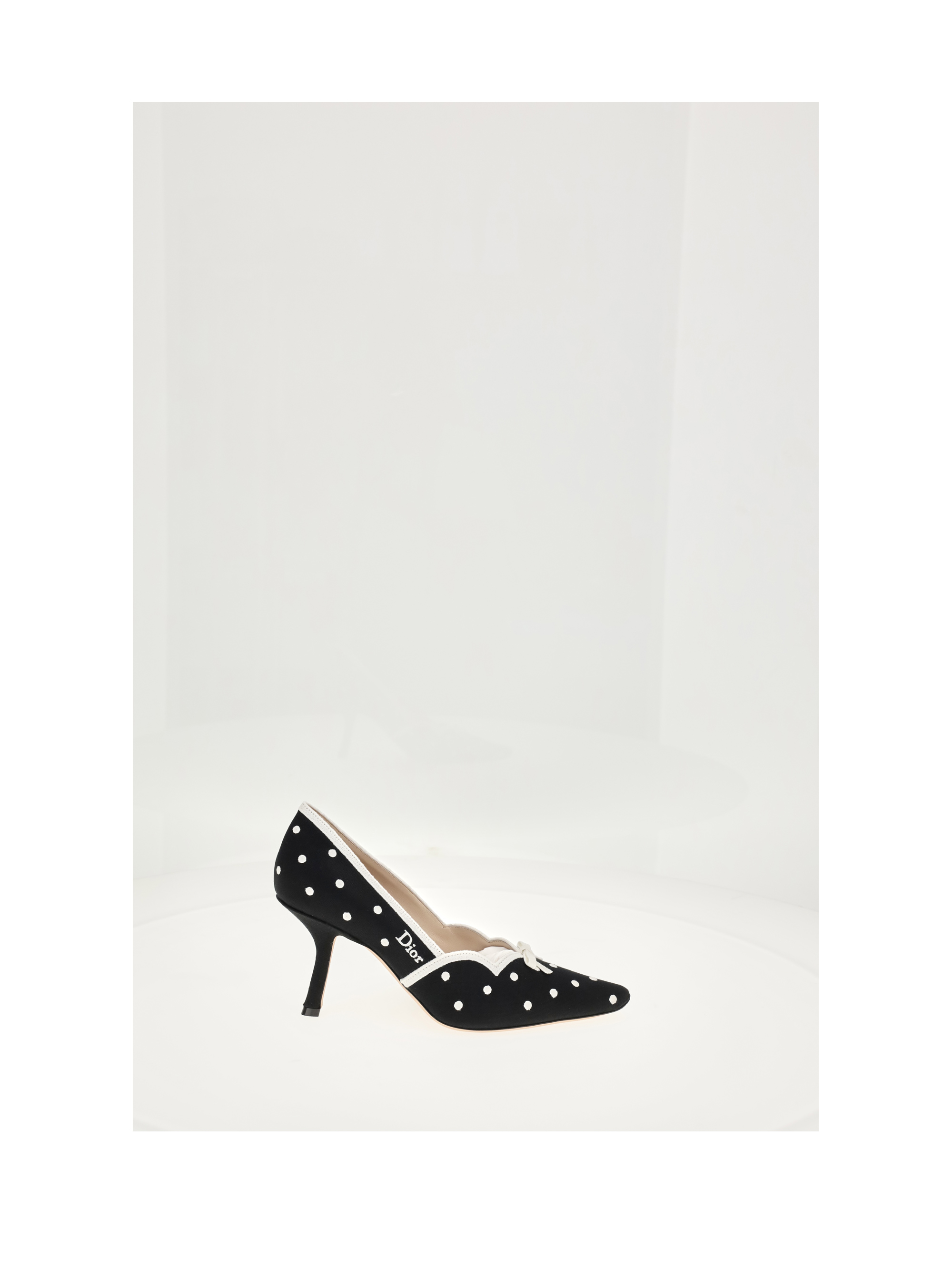 POINT D'ESPRIT PUMP