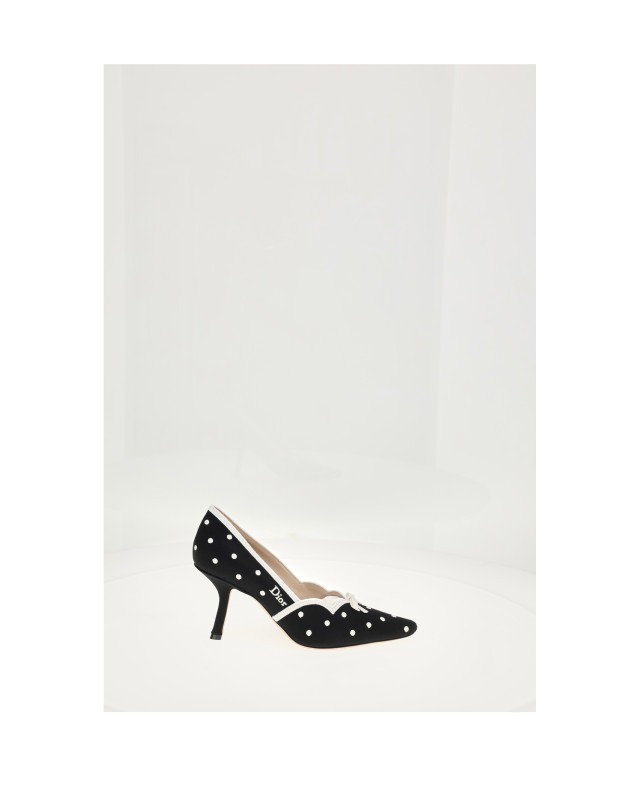 POINT D'ESPRIT PUMP