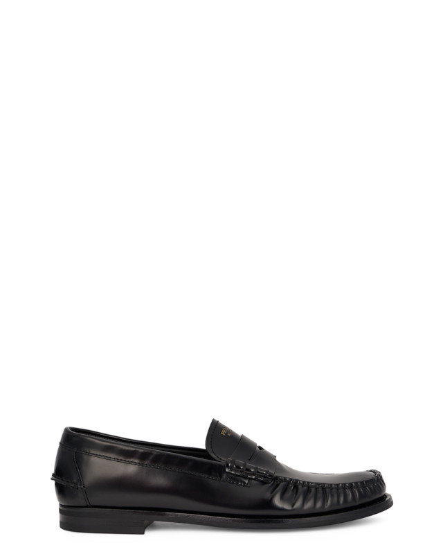 Loafers in leather