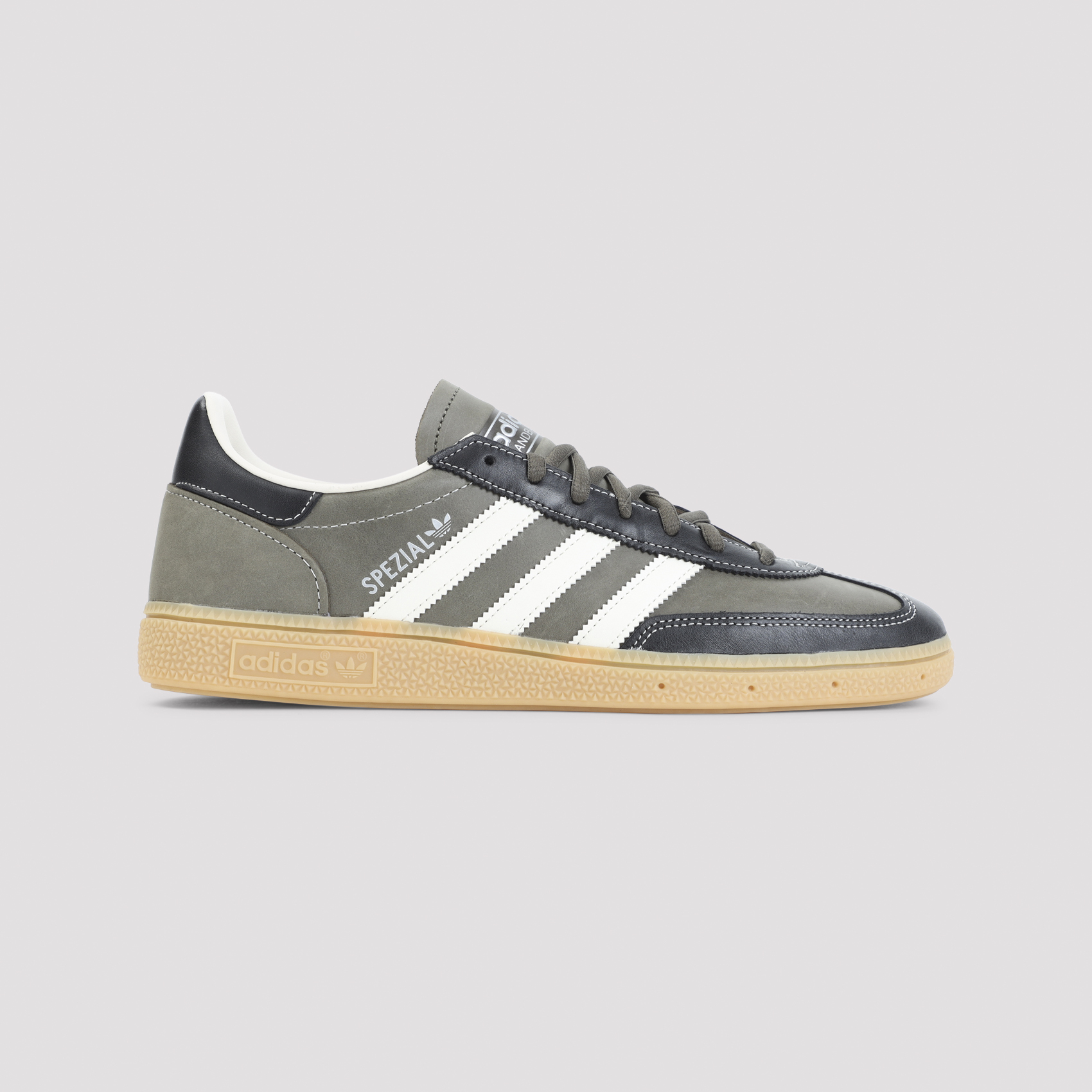[Adidas] Sneakers FW26 KJ7417