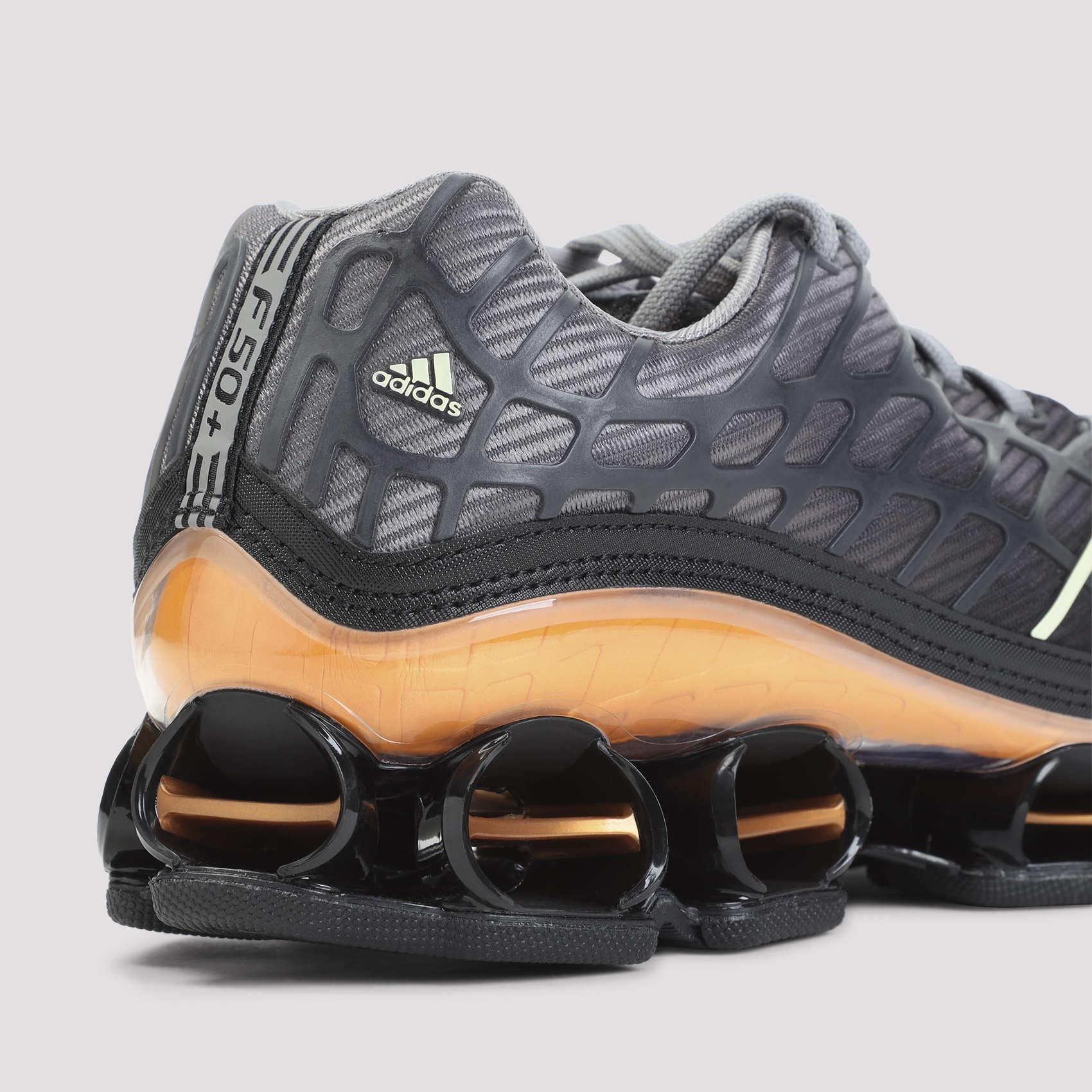 [Adidas] Sneakers FW26 KI4744