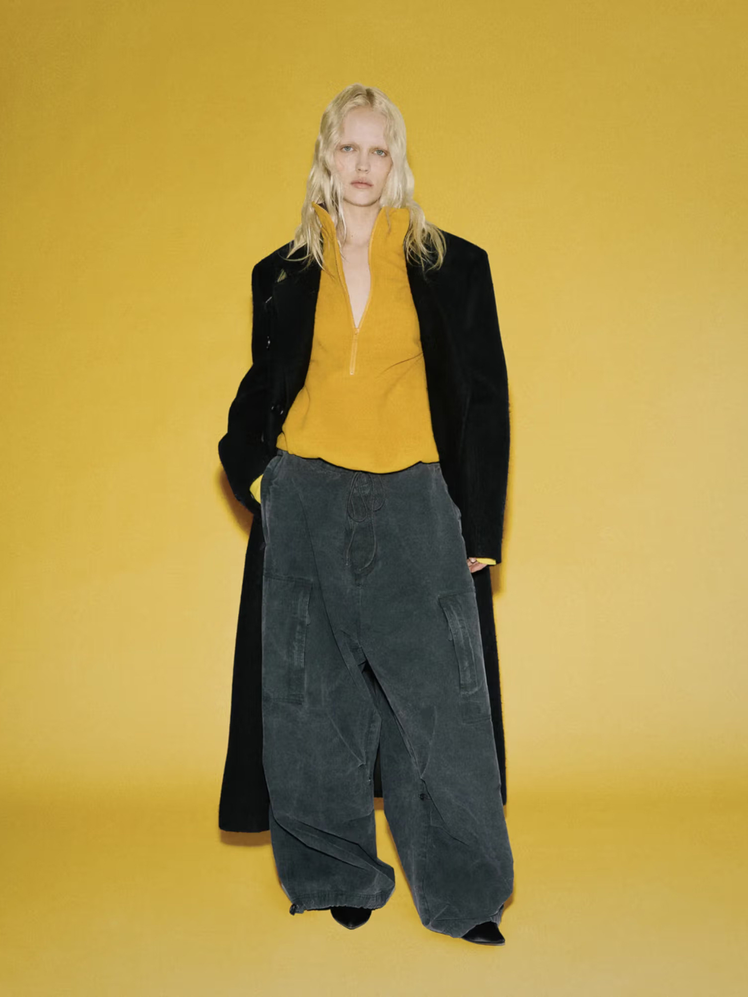 [Entire Studios] Sweatshirt FW26 ESFW26ST01016CANARY