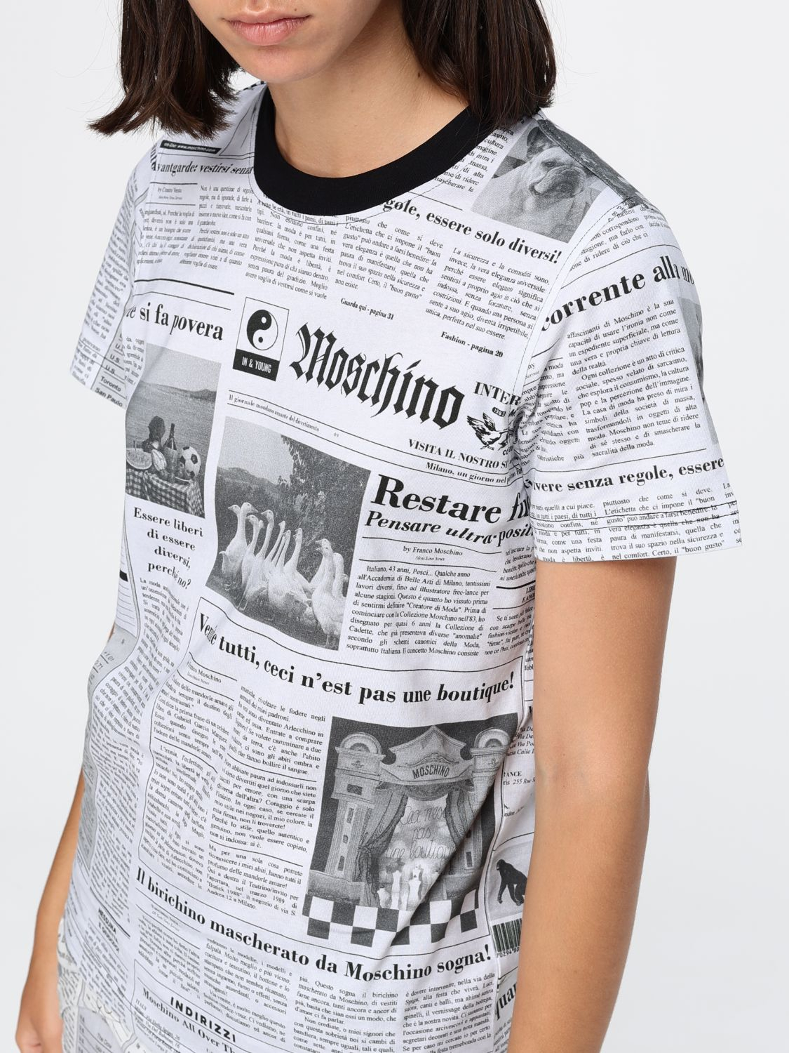 [MOSCHINO COUTURE] T-shirts Short Sleeve SS26 07190441 1484