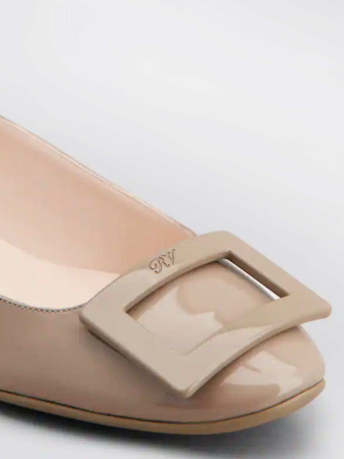 [Roger Vivier] Flat shoes SS26 RVW66834910D1P C415