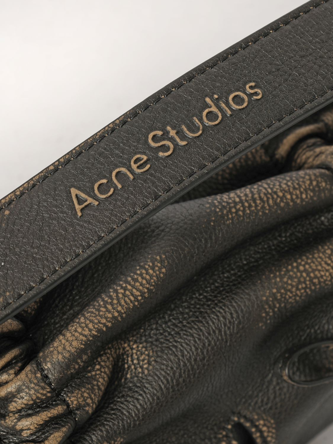 [Acne Studios] Shoulder bag FW26 C10313 AIP