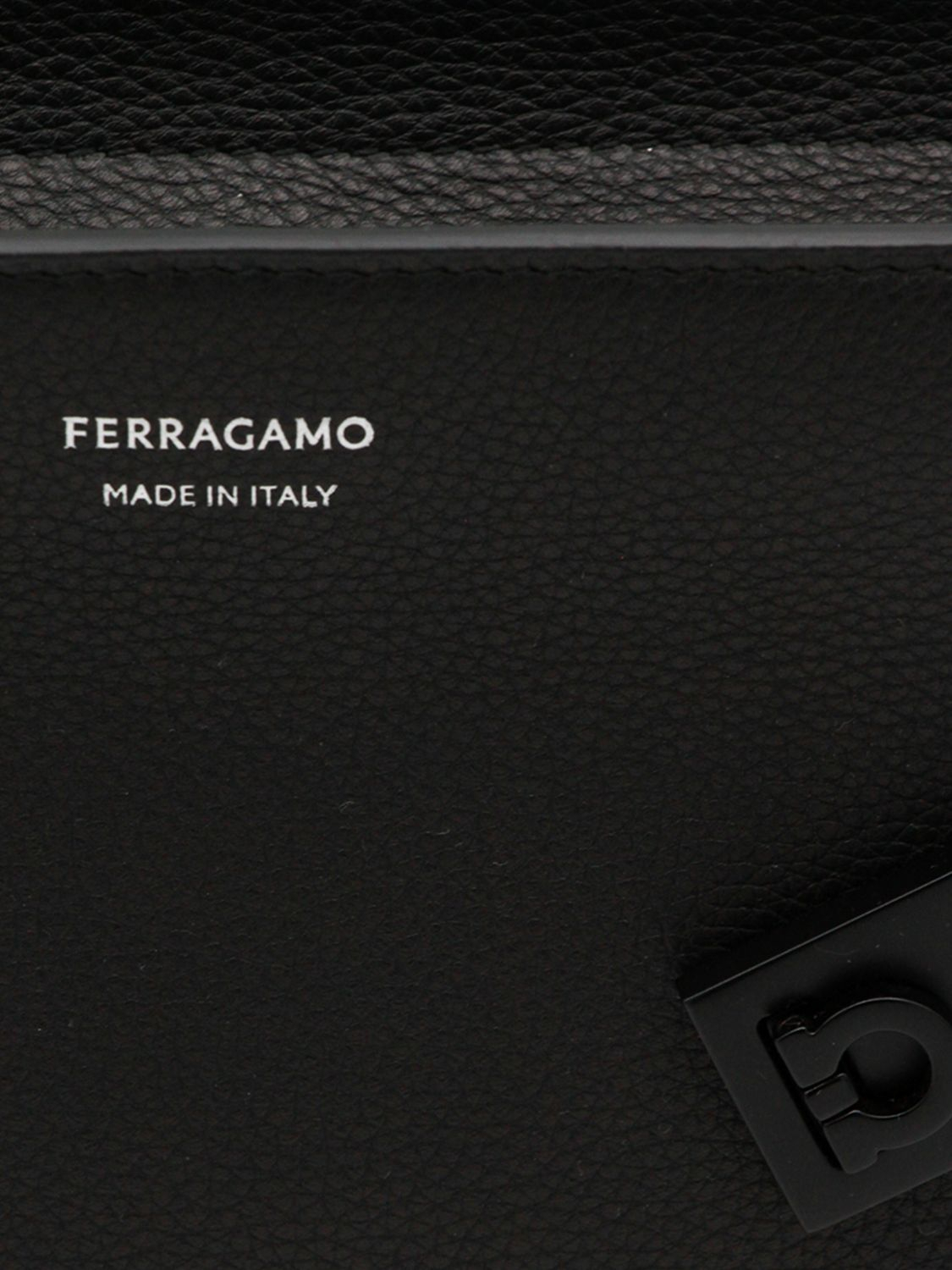 [Ferragamo] Cross body bag FW26 241790 784626 001