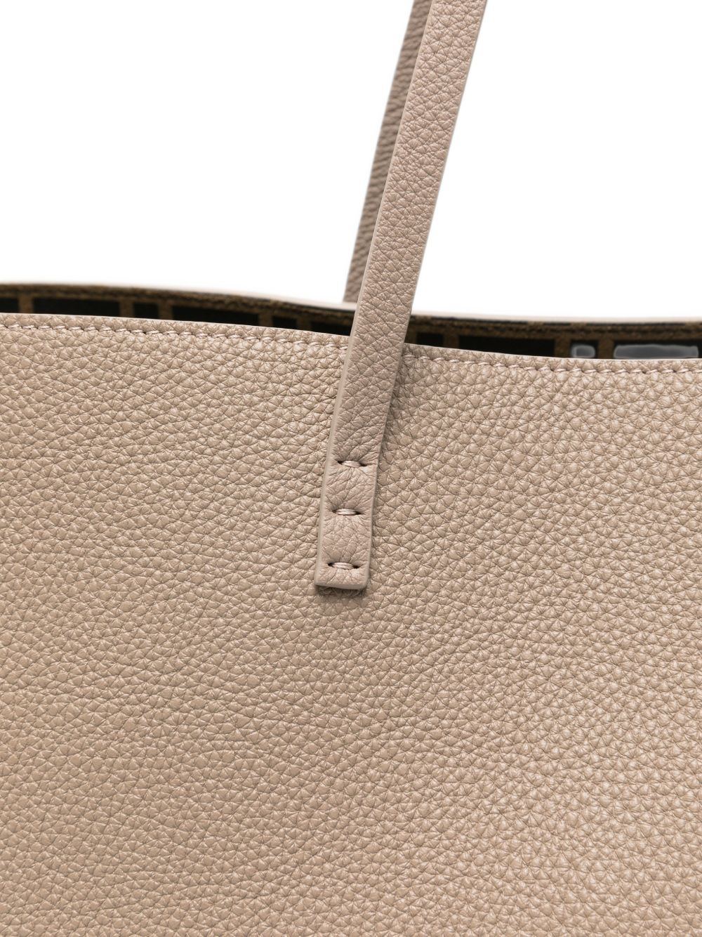 FENDI 8BH444 B1E7F1XR8