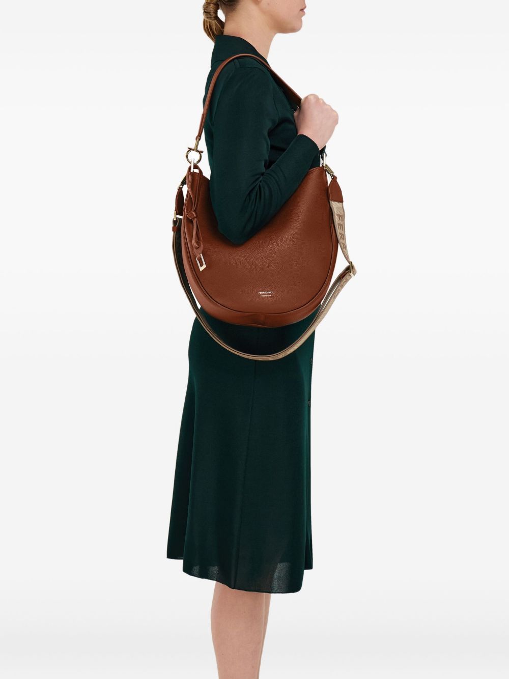 FERRAGAMO 21A170 785031006