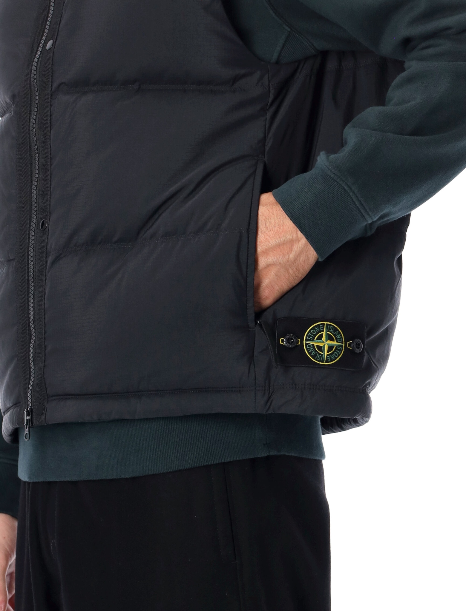 [Stone Island] Vest FW26 S15G100004S0483V0029