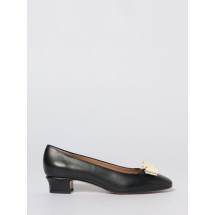 [Ferragamo] Pumps SS26 01L410 790843 001