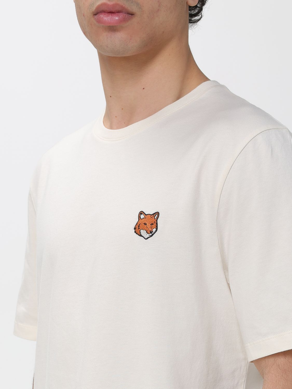 [MAISON KITSUNE] T-shirts Short Sleeve SS26 PM00107KJ7026 0063