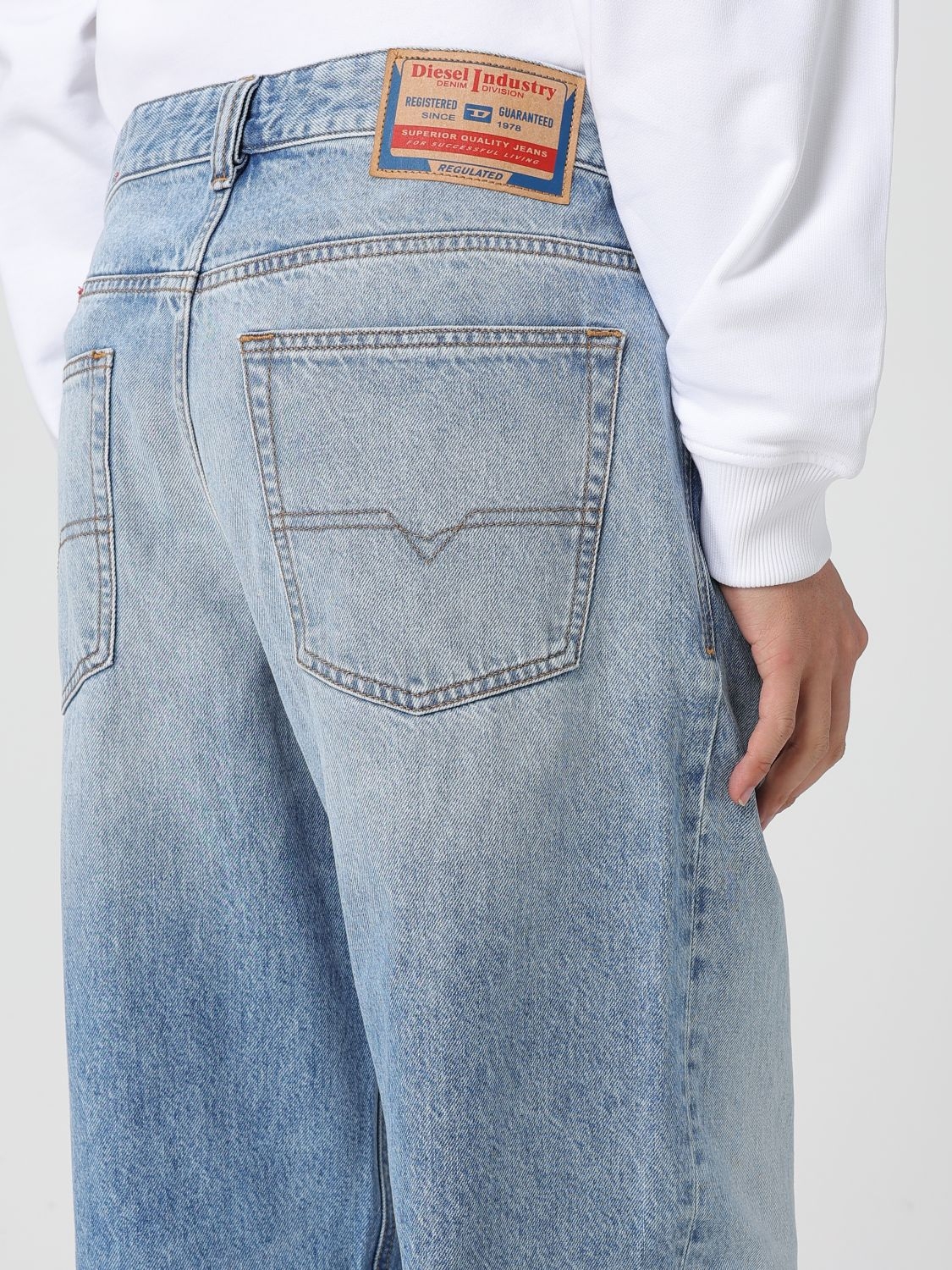 [Diesel] Jeans SS26 A1159809I29 01