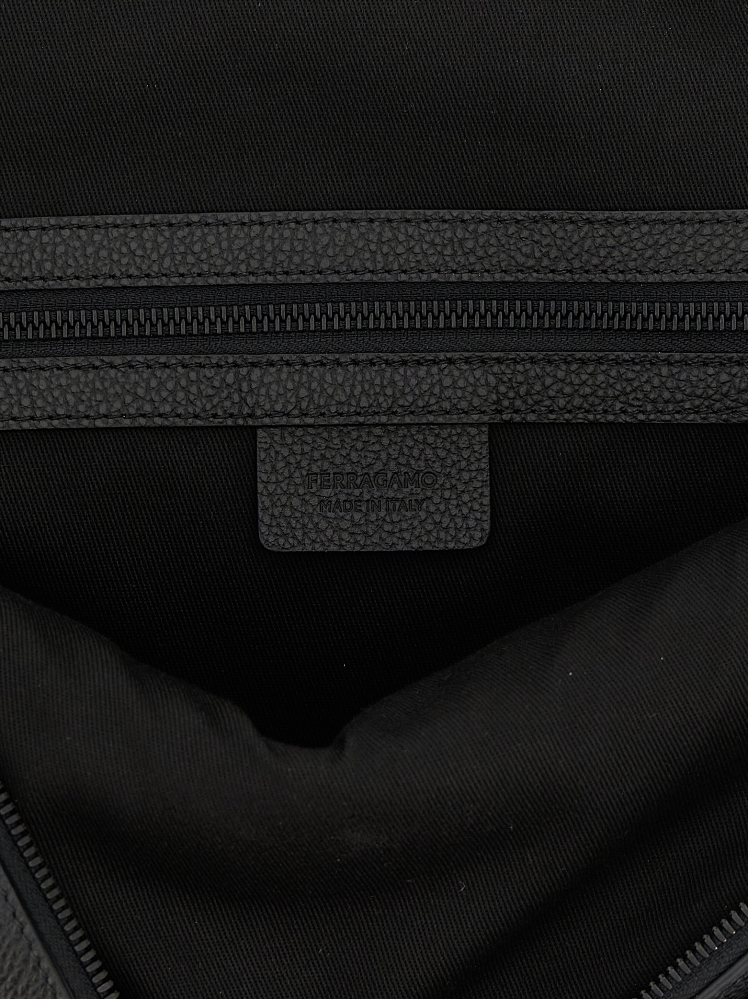 [Ferragamo] Backpack FW26 779322NERO