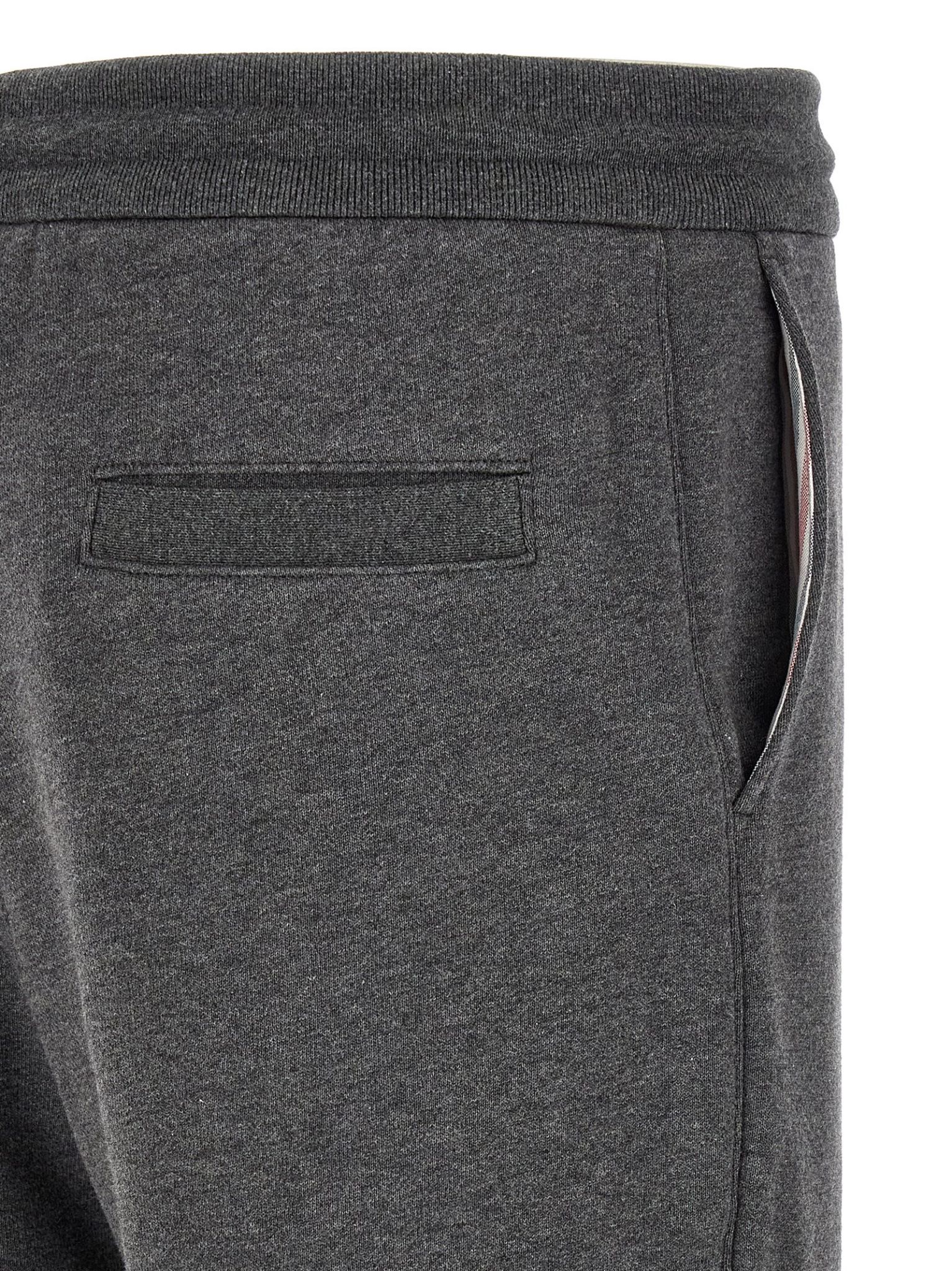 [Thom Browne] Trousers FW26 MJQ008H00535025