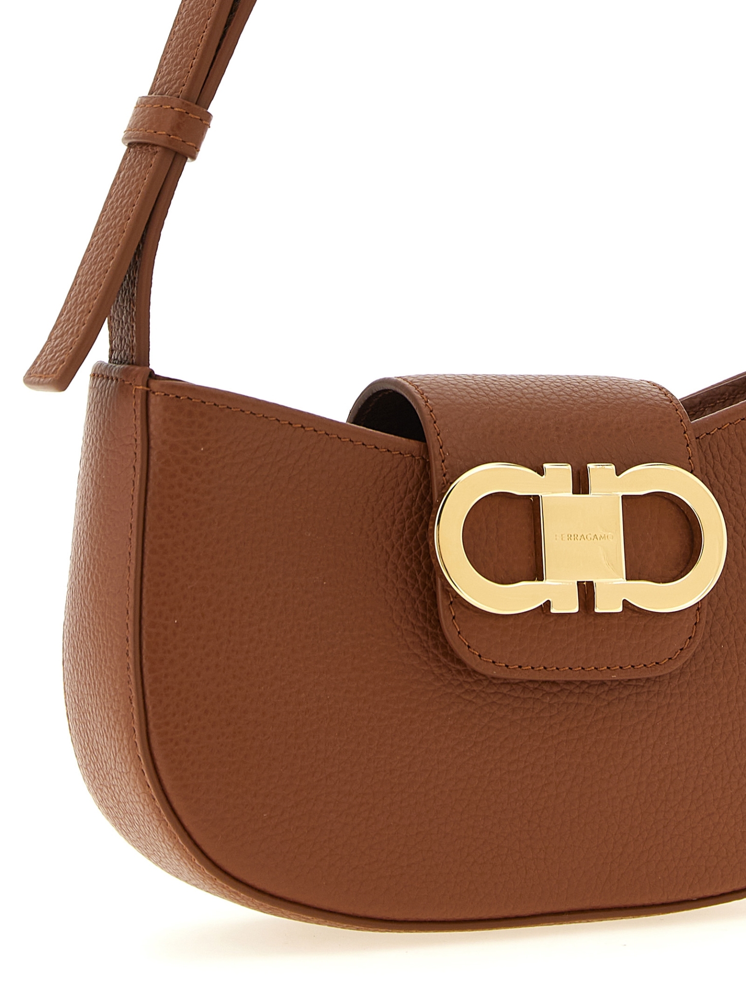 [Ferragamo] Shoulder bag FW26 785945NEWCOGNAC