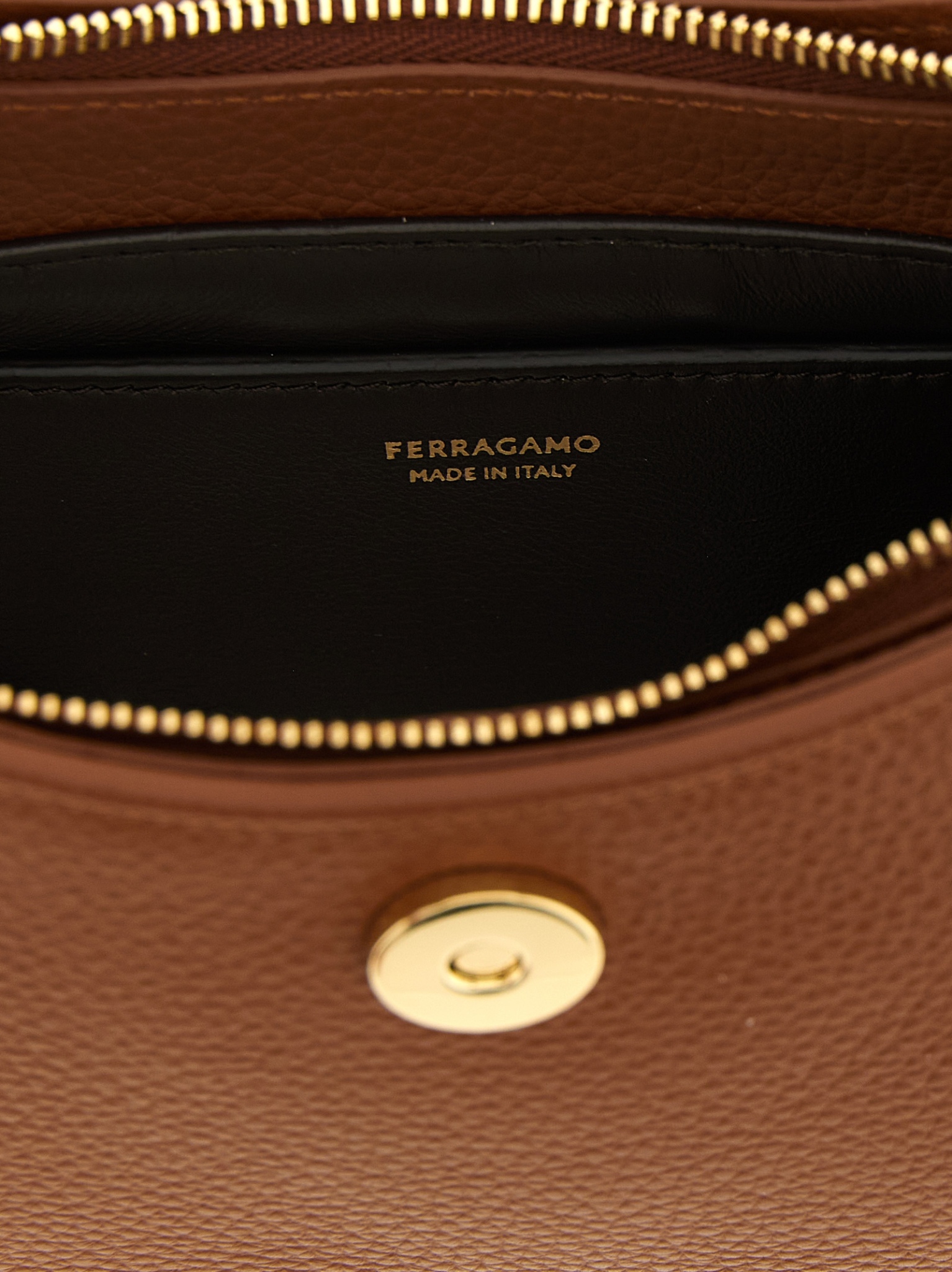 [Ferragamo] Shoulder bag FW26 785945NEWCOGNAC