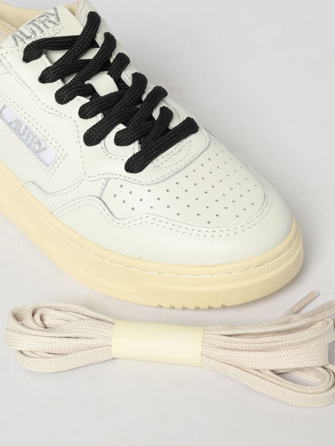 [AUTRY] Sneakers SS26 AULWOC01