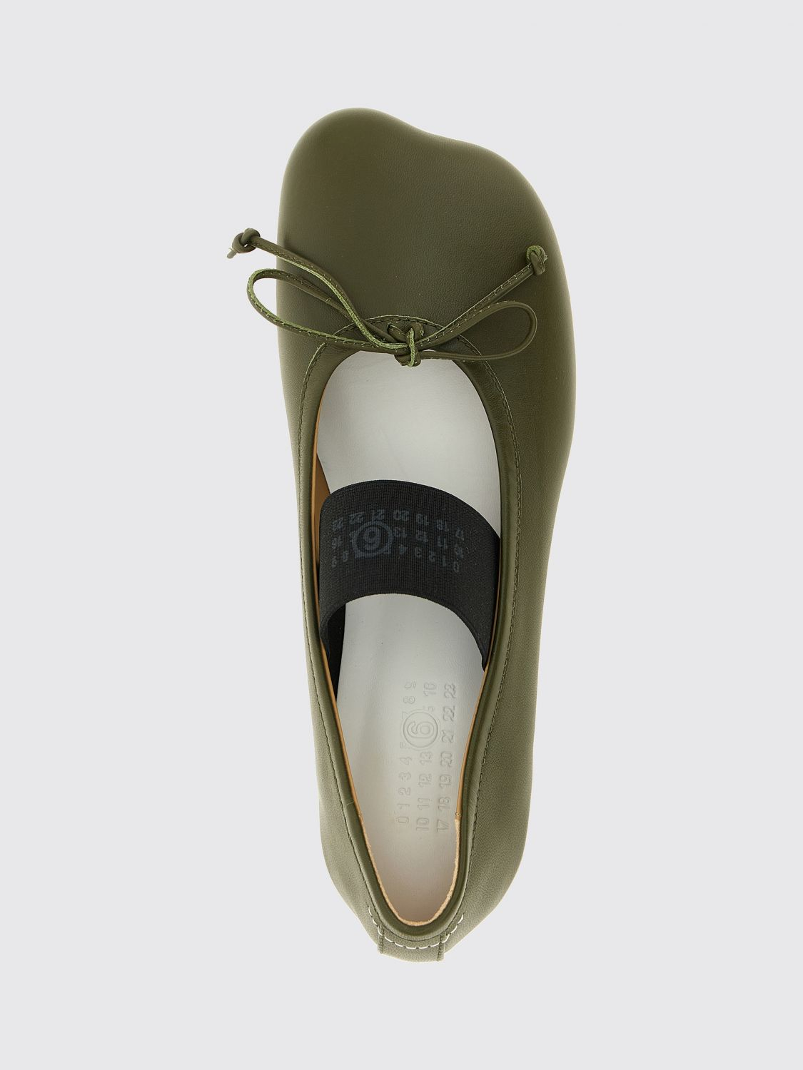 [MM6 Maison Margiela] Flat shoes FW26 S59WZ0099P3628 T7010