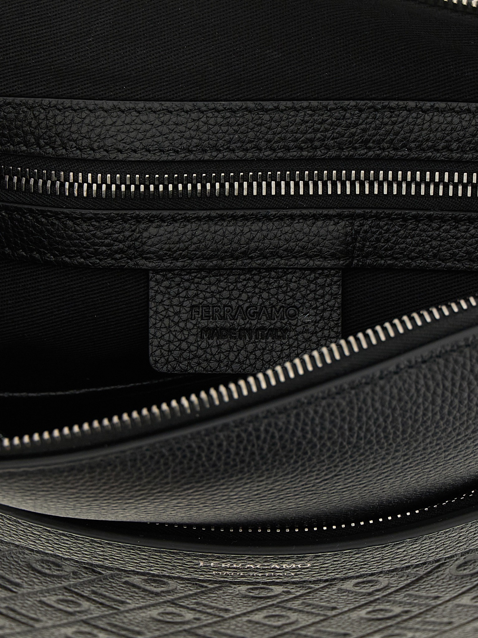 [Ferragamo] Cross body bag FW26 793969NERO