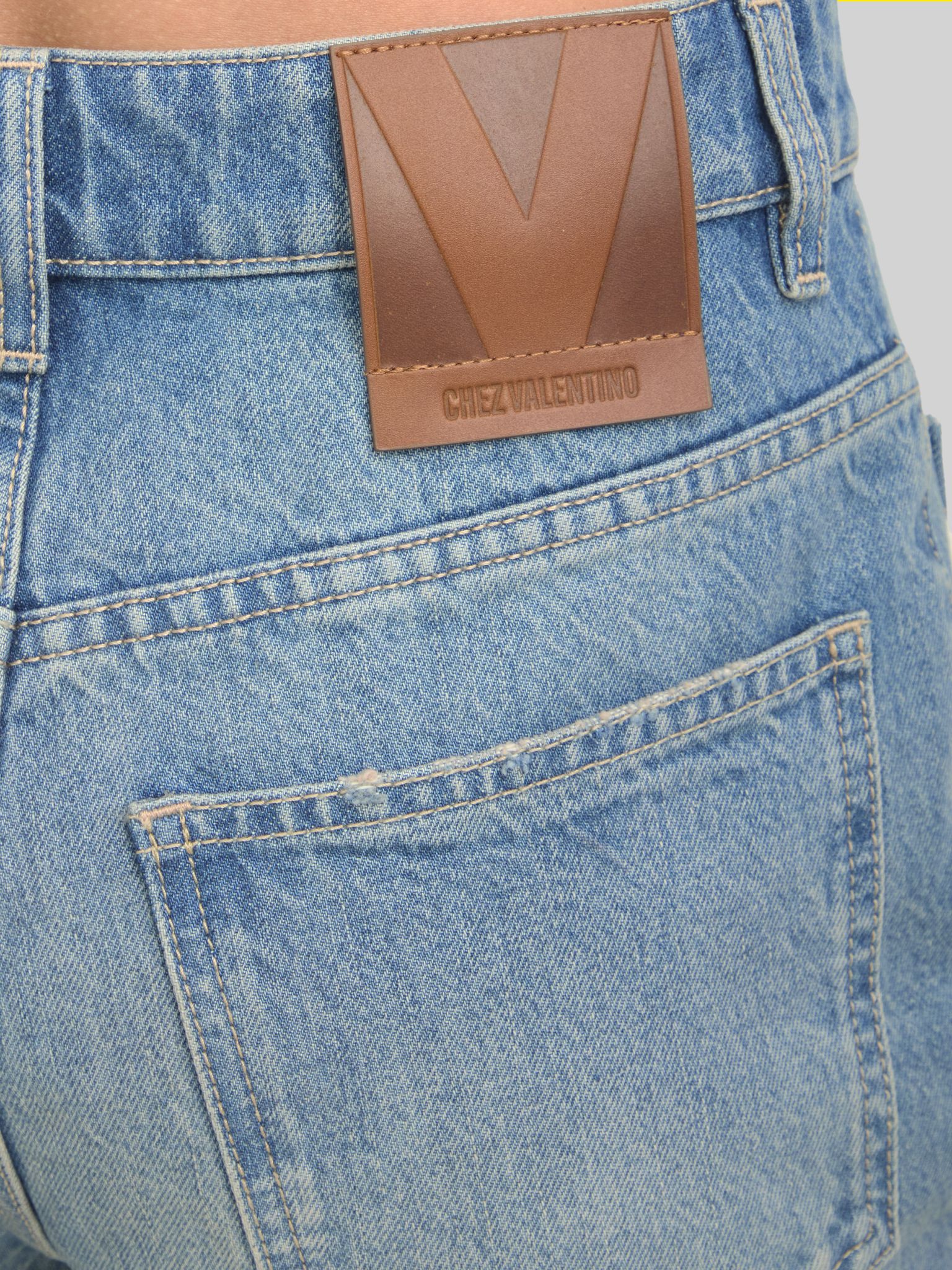 [Valentino Garavani] Jeans FW26 9B3DD23L_ACF_558