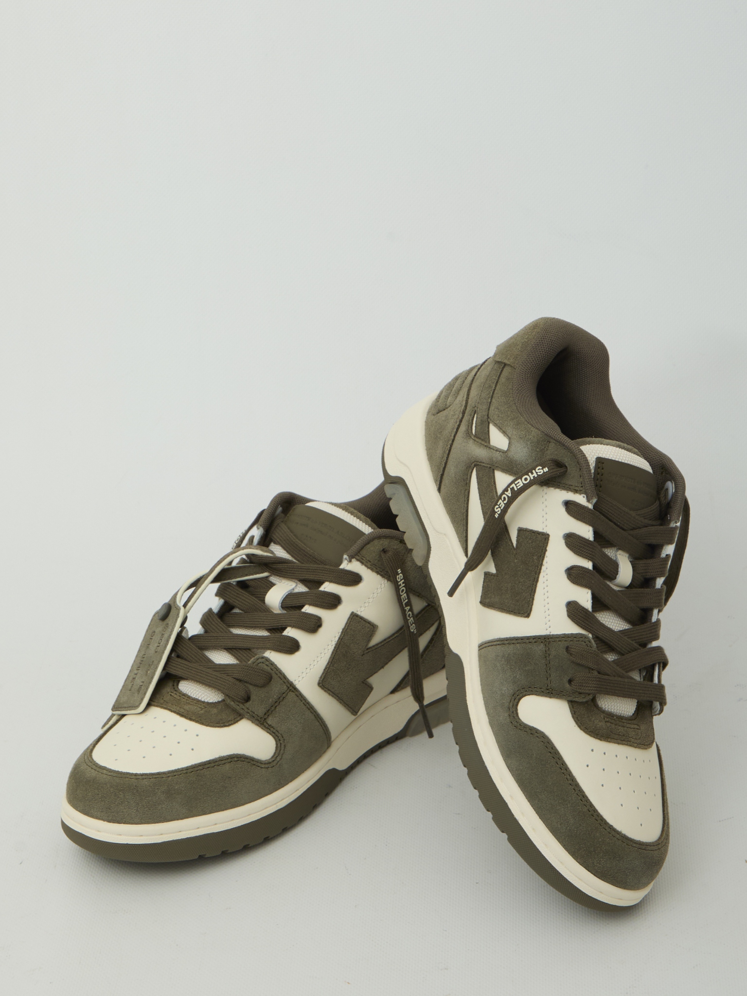 [Off White] Sneakers FW26 OF05728310__CRMMGN