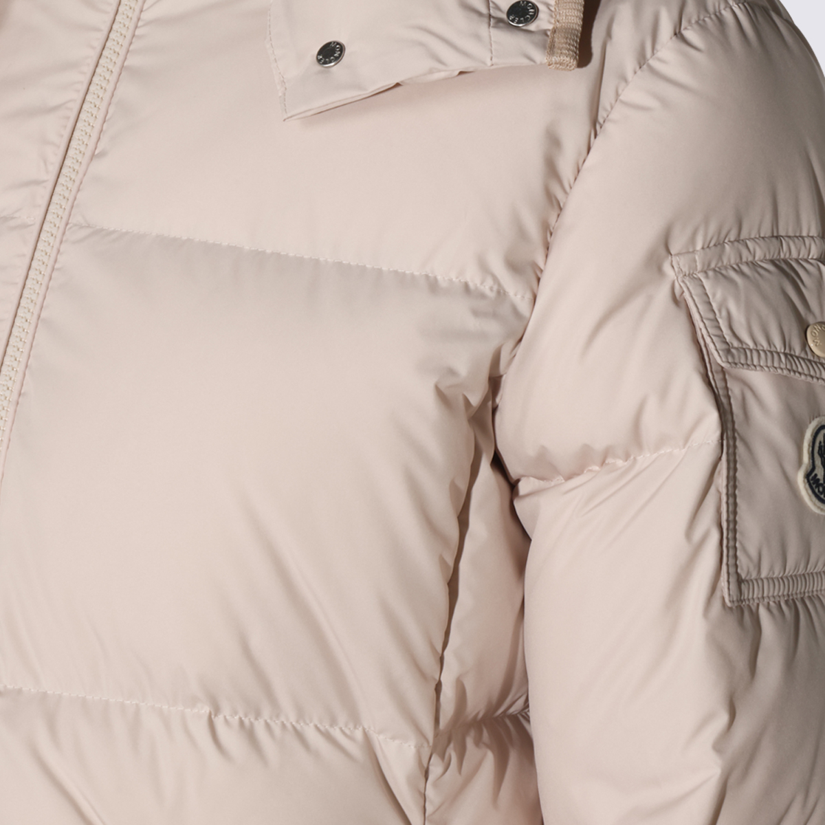 [Moncler] Down jacket FW26 L20931A0019754A8121E