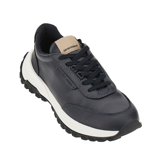 [Emporio Armani] Sneakers FW26 EM007301AF29401U8139-U8139