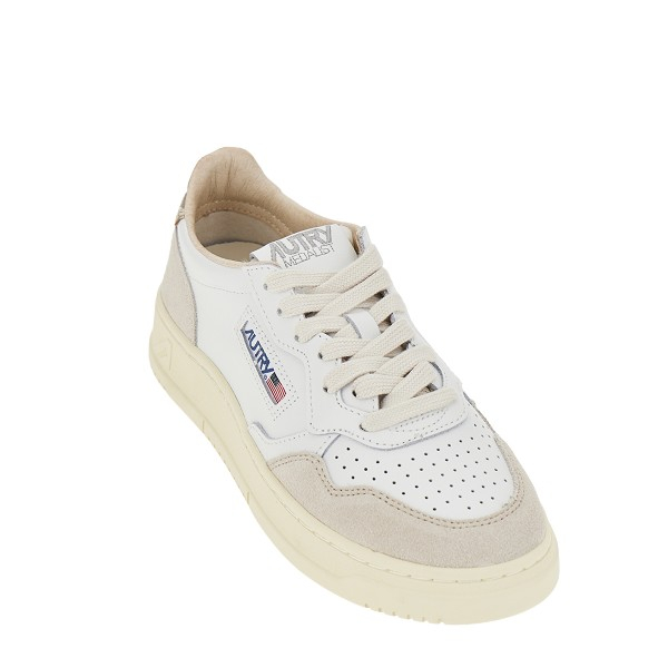 [AUTRY] Sneakers FW26 AULWLS75.WHITE GOLD-WHITE GOLD