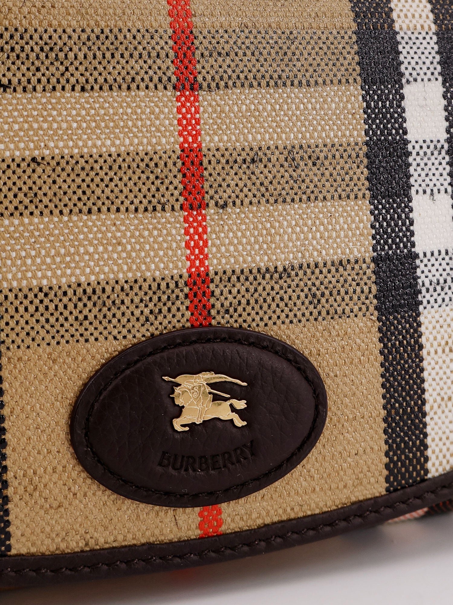 [Burberry] Cross body bag FW26 8112274B9368