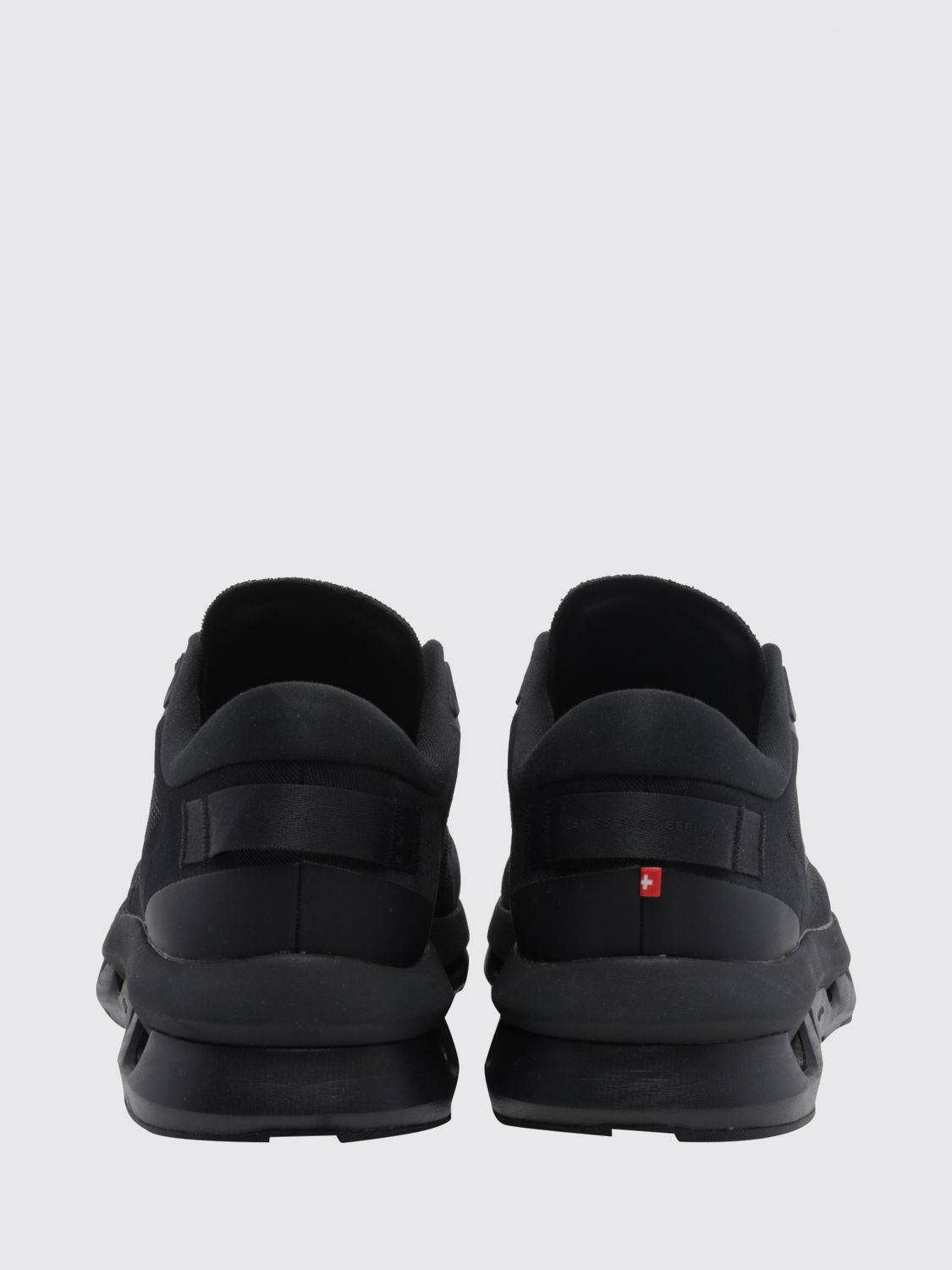 [ON RUNNING] Sneakers FW26 3MF10080106