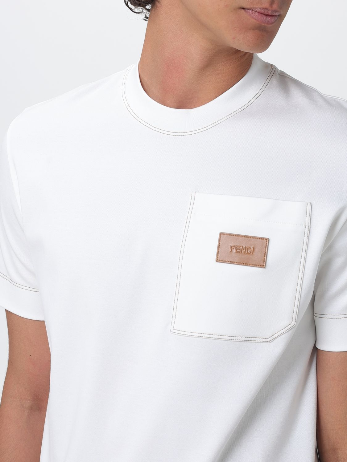 [Fendi] T-shirts Short Sleeve FW26 FY0936B05I F0H0G
