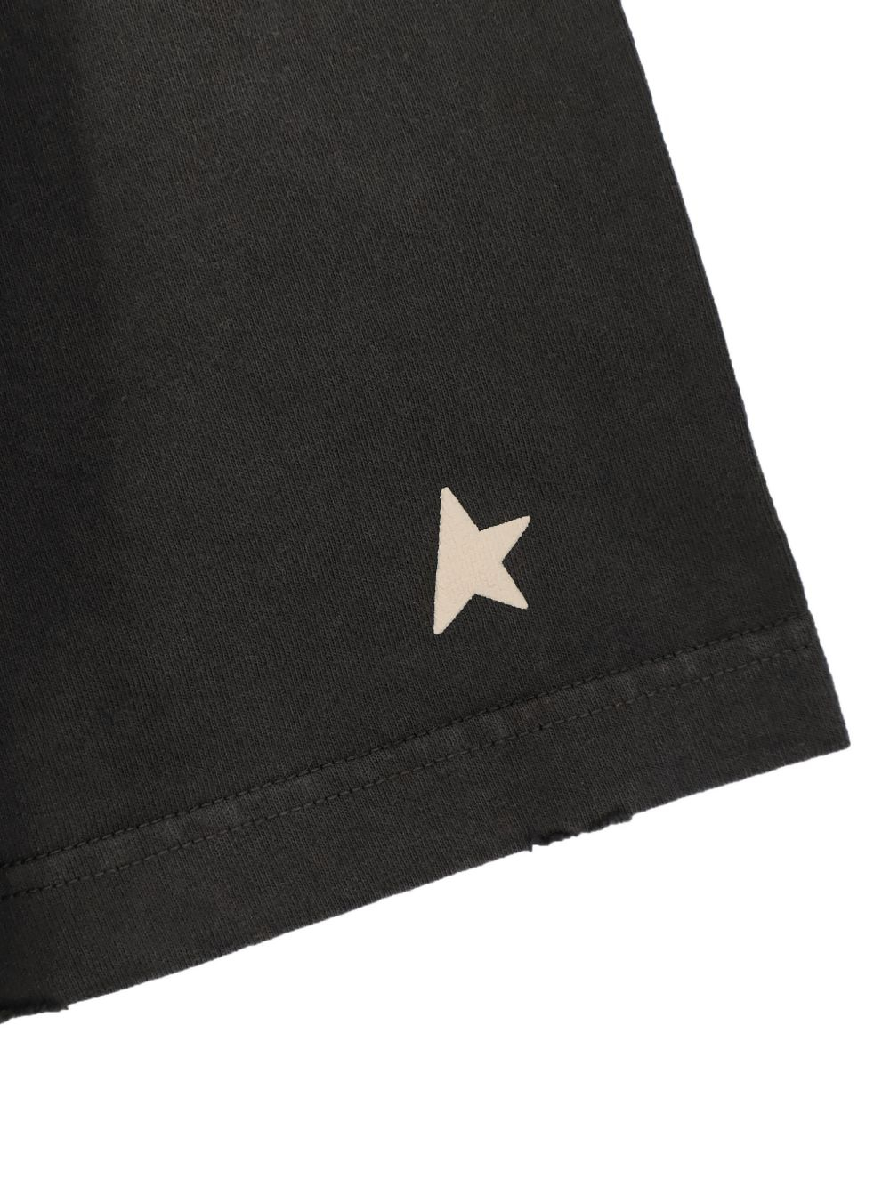 [Golden Goose] T-shirts Short Sleeve FW26 GUP01873P00241960666
