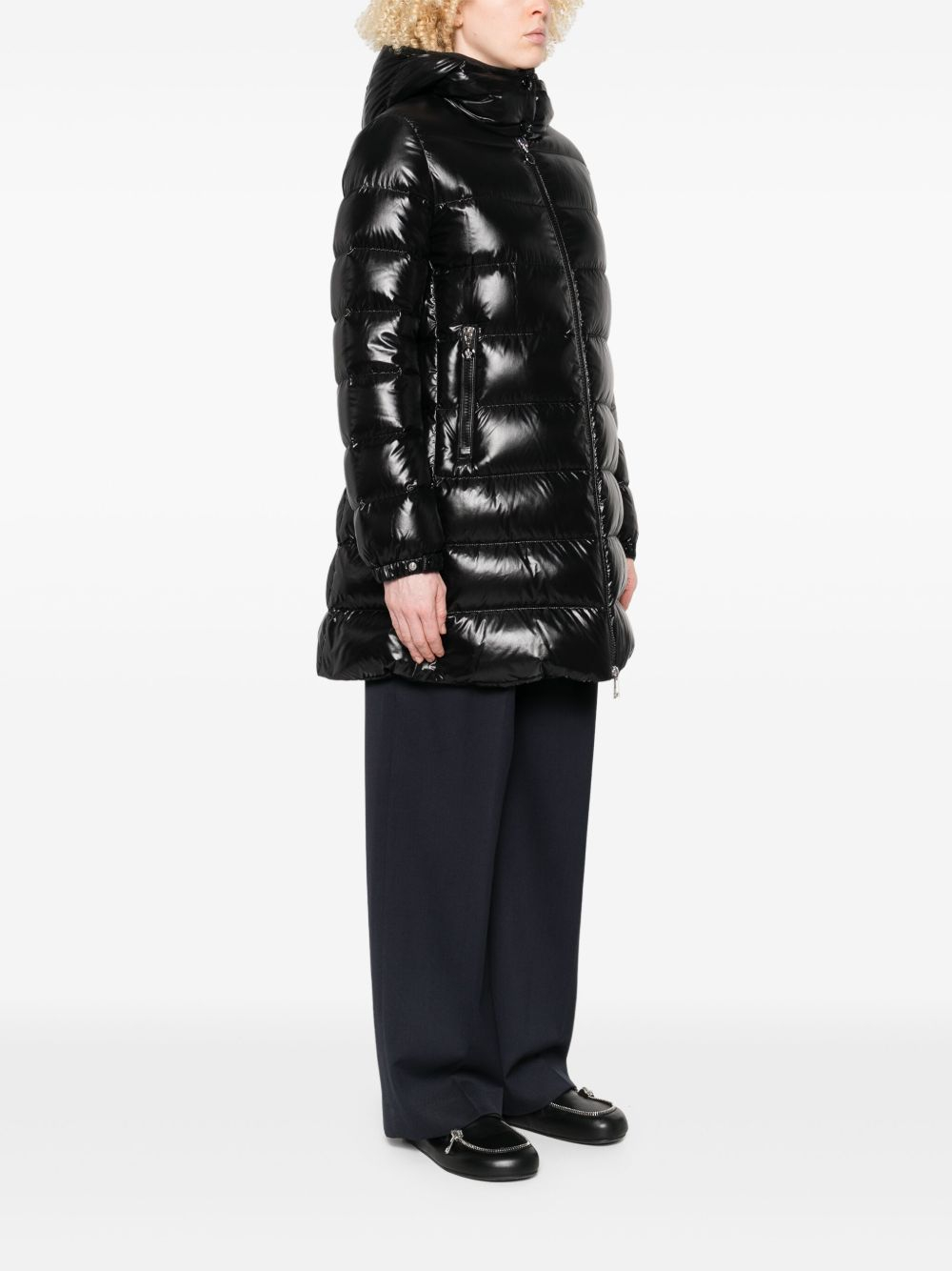 [Moncler] Down jacket FW26 L20931C00008597Z8999
