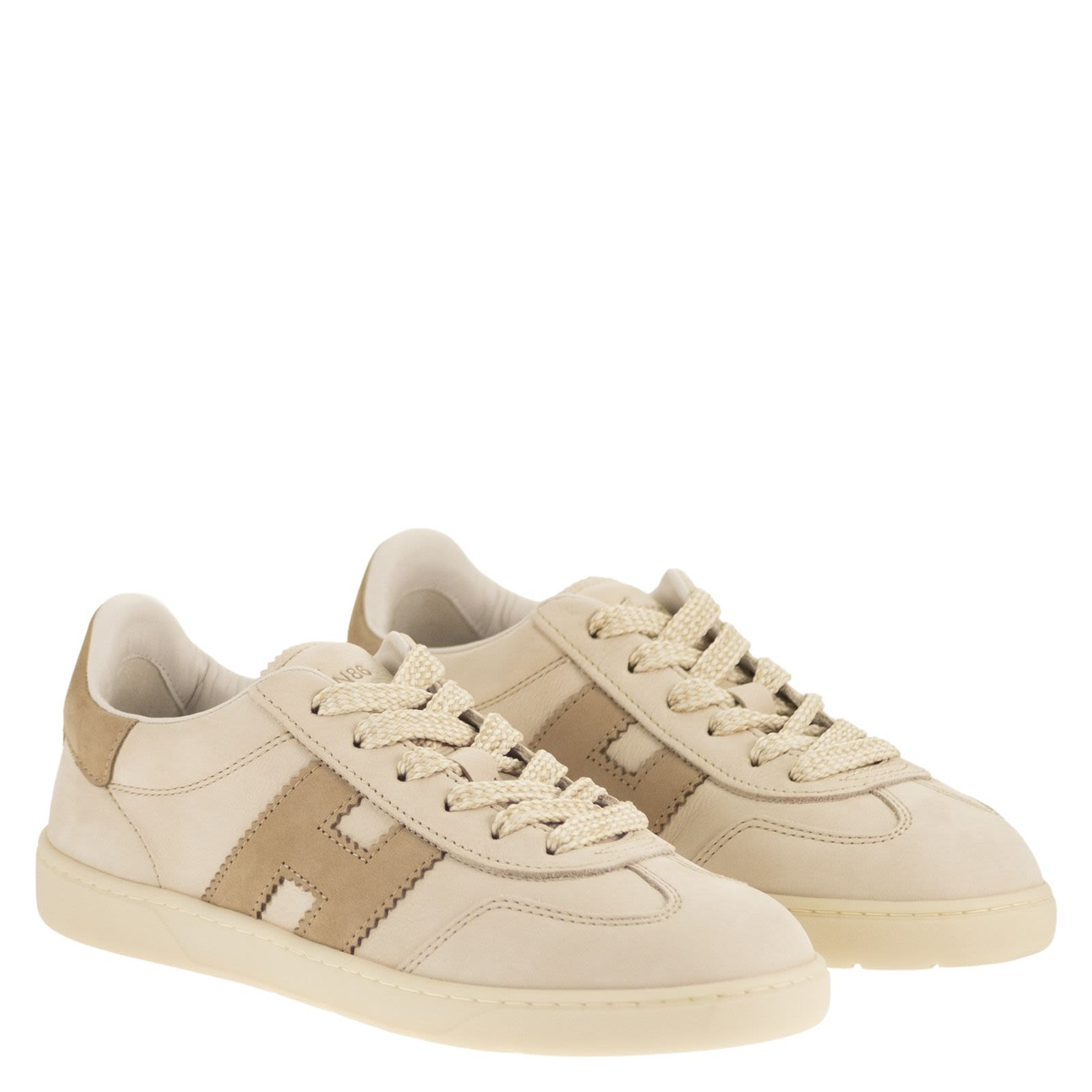 [Hogan] Sneakers FW26 HXW6470FB6T6RN0RZS