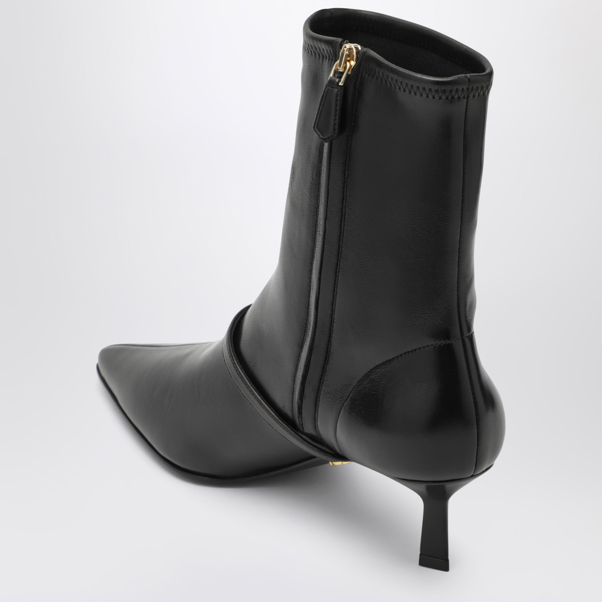 [Prada] Boots FW26 1U648O055L68