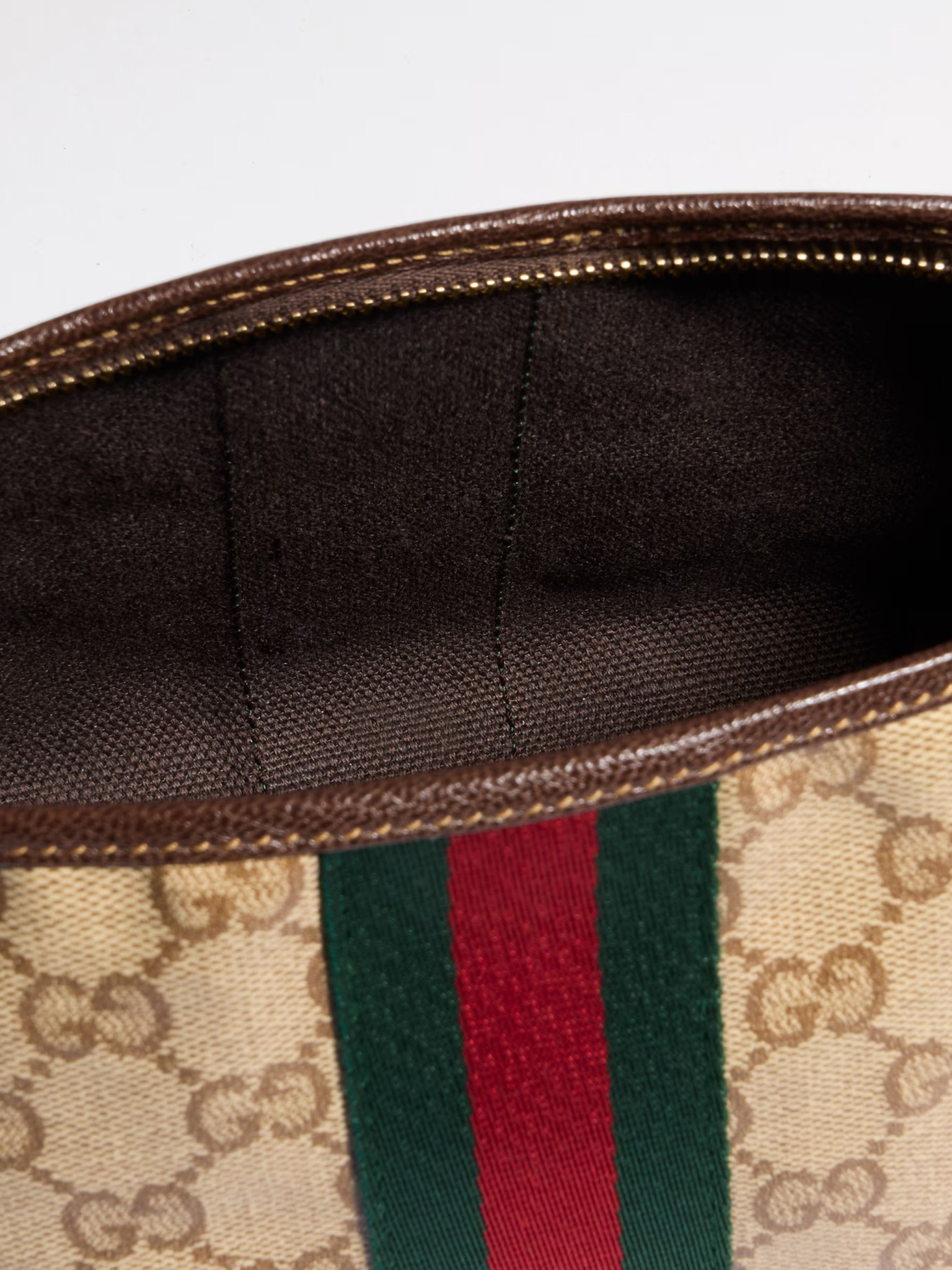 [Gucci] Shoulder bag FW26 876055FAF8R8547
