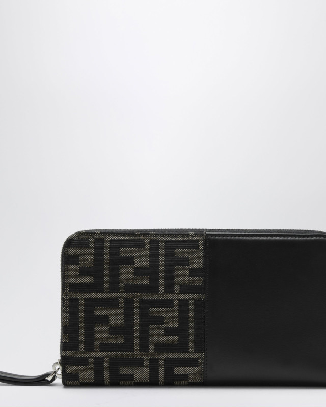 [Fendi] Wallet FW26 7M0210B139