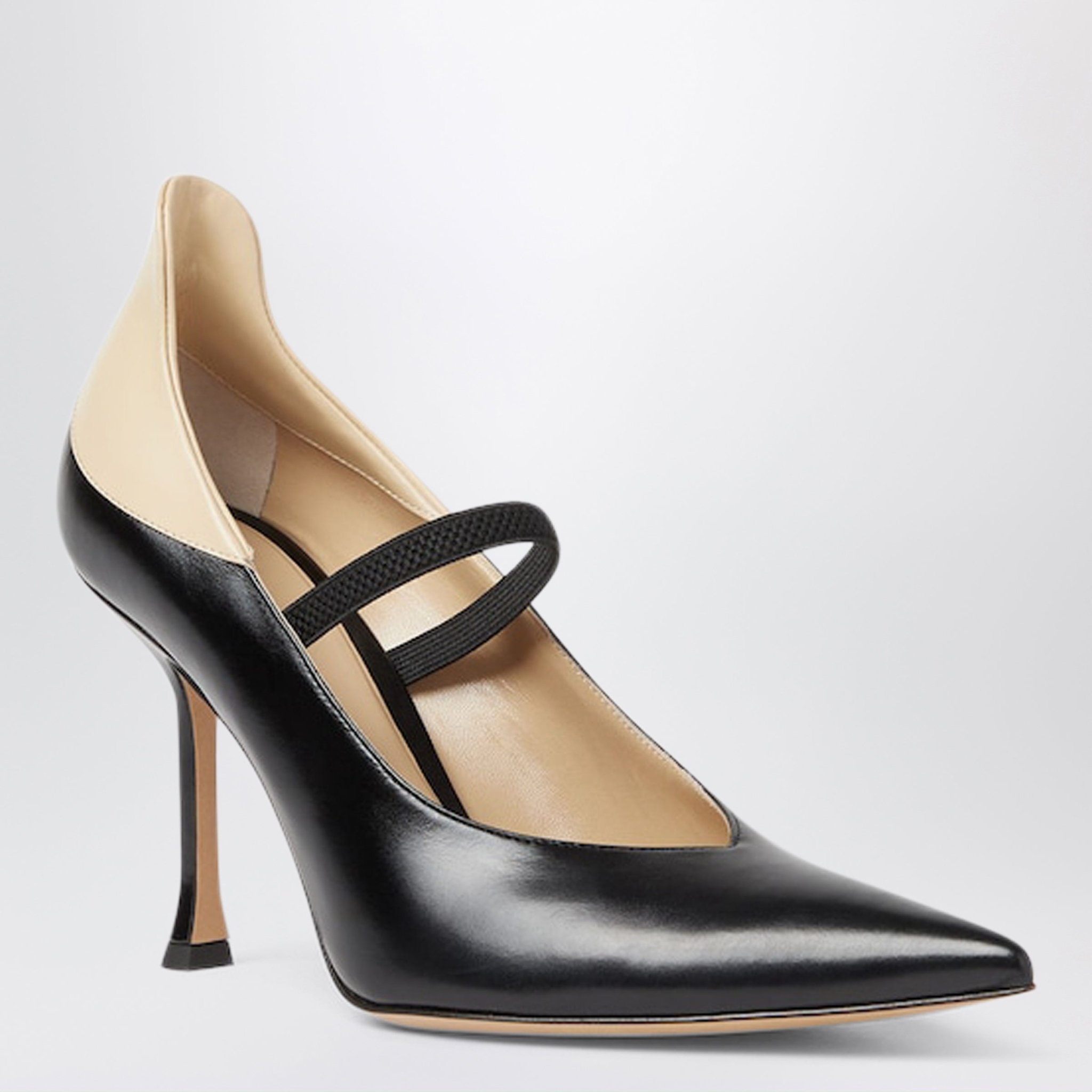 [Fendi] Pumps FW26 8I916786P