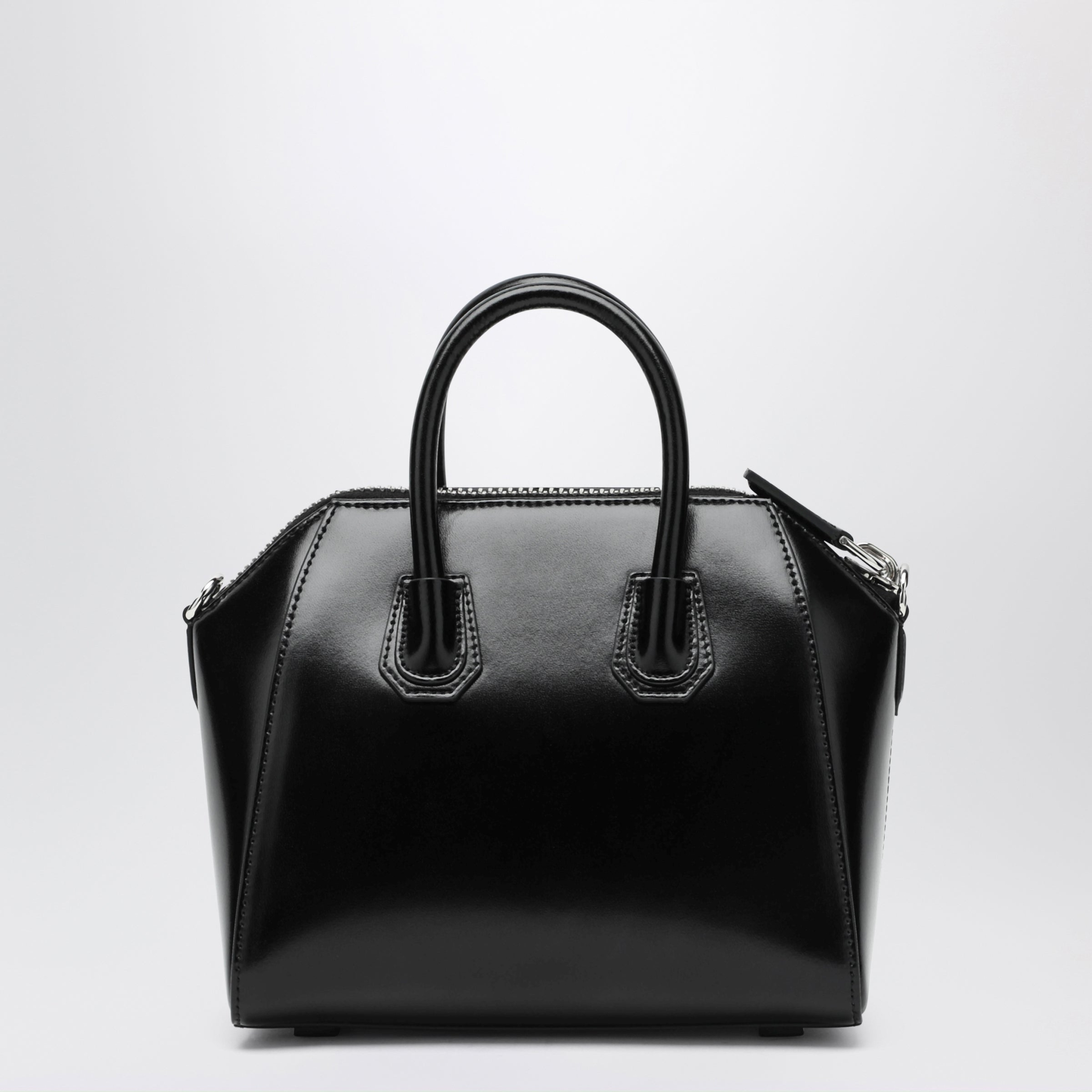 [Givenchy] Cross body bag FW26 BB5148B1R0