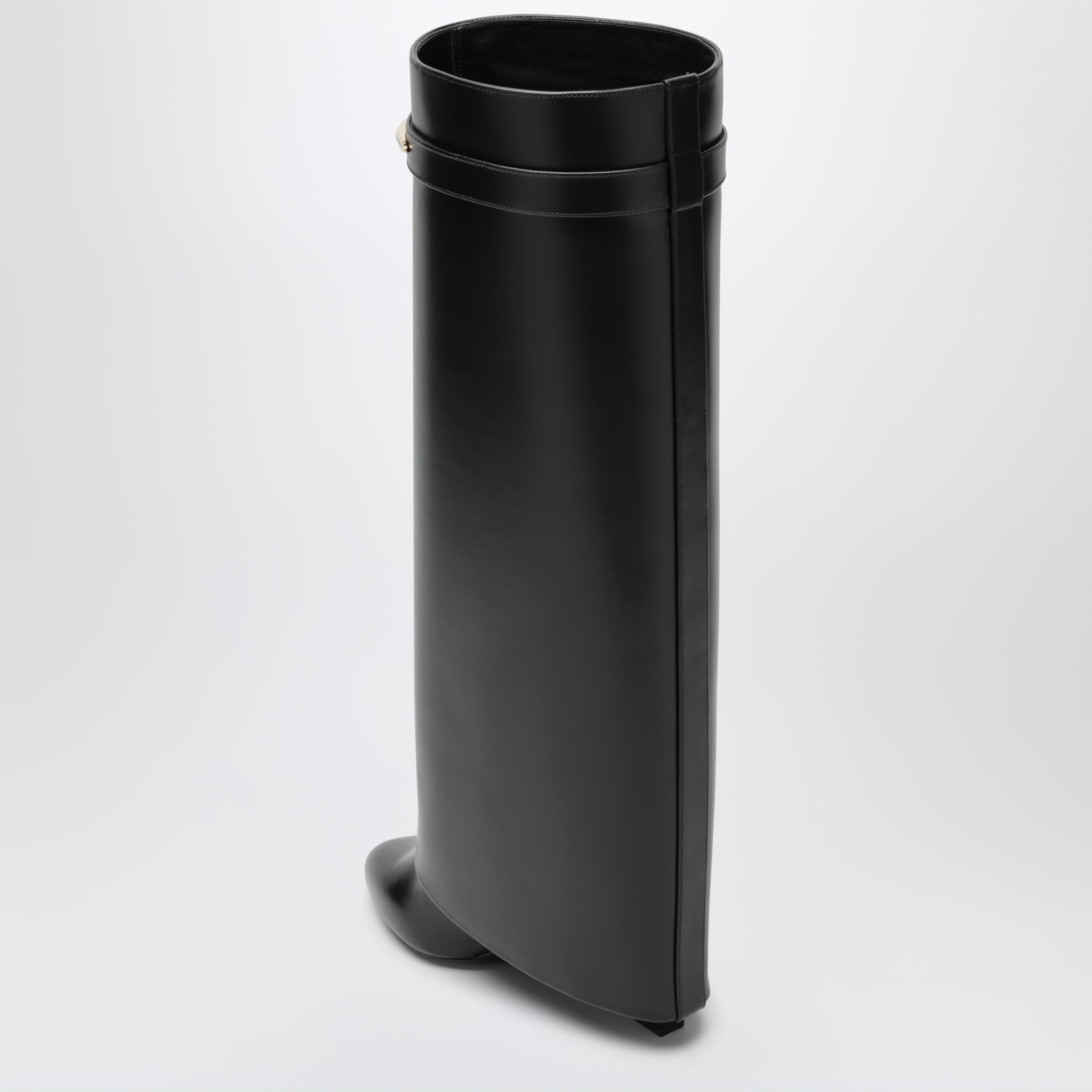 [Givenchy] Boots FW26 BE703XE1J7