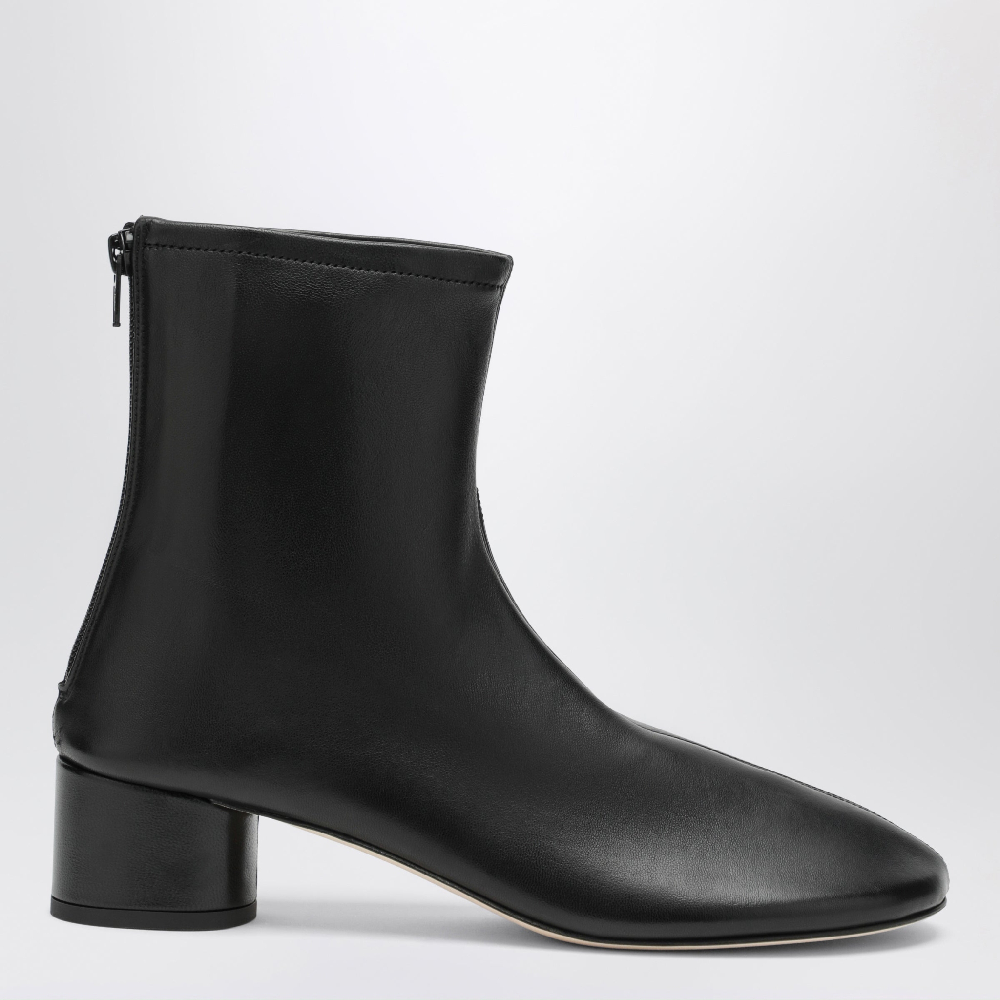 [Dear Frances] Boots FW26 HARLIE01LE