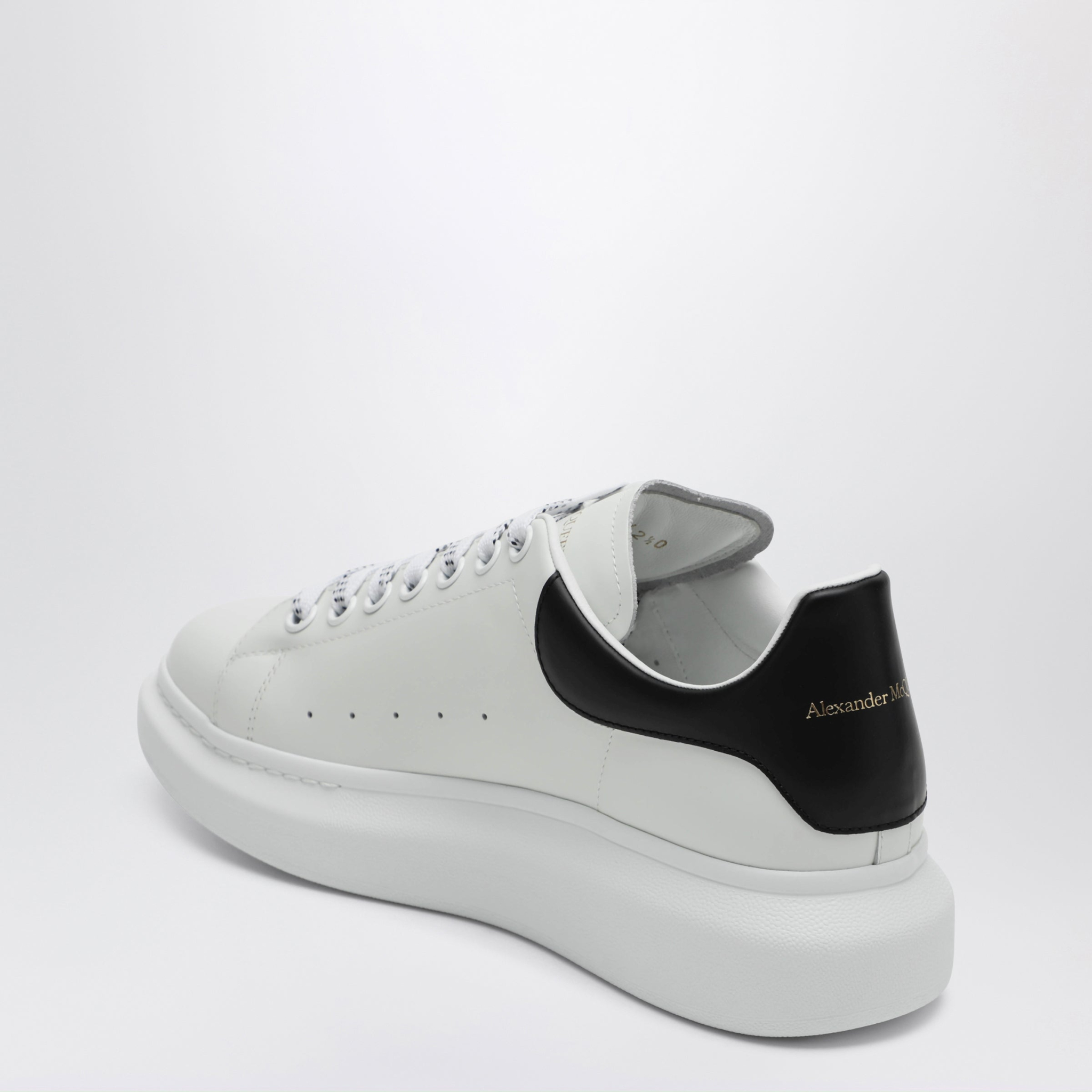 [Alexander McQueen] Sneakers FW26 553680WIAIG