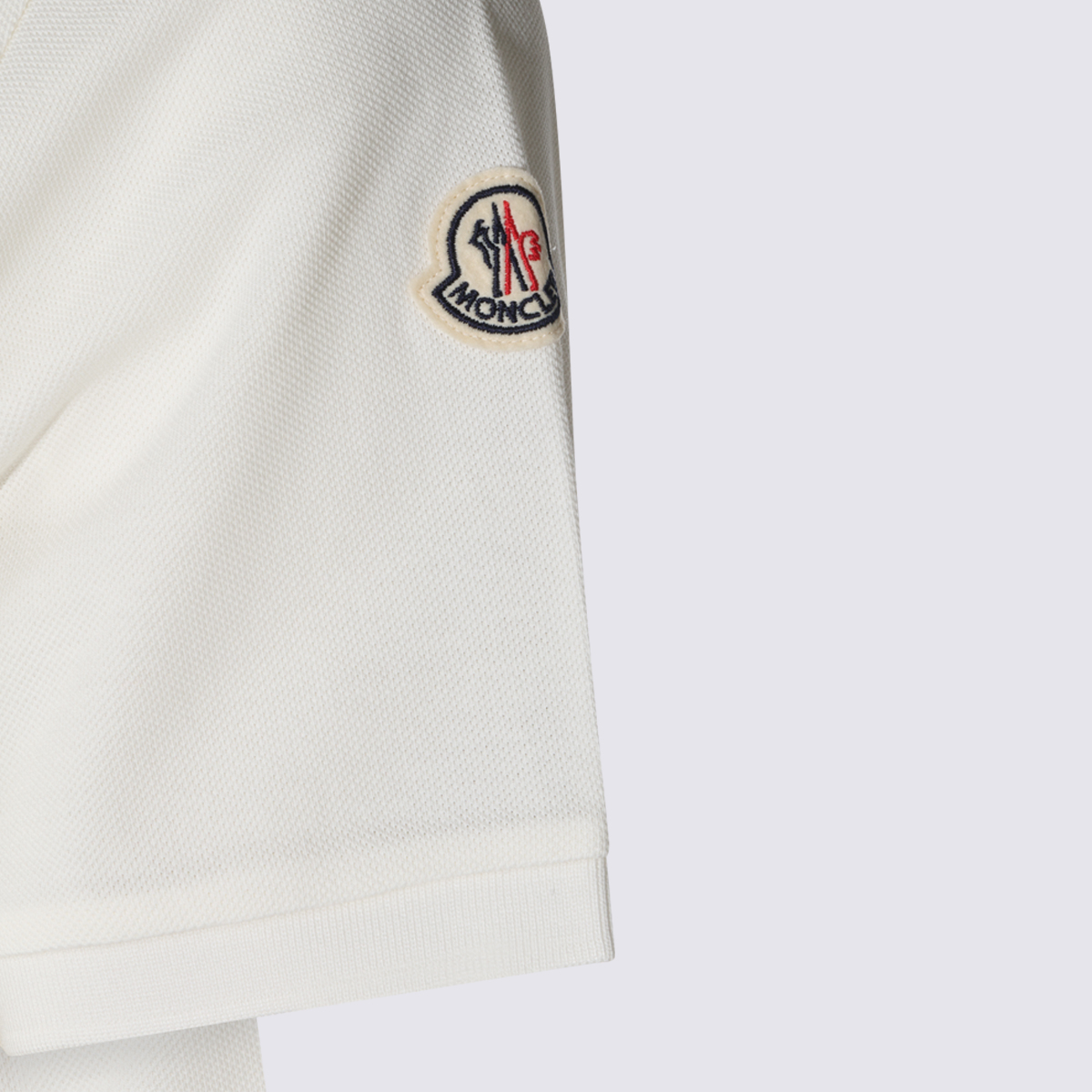 [Moncler] T-shirts Short Sleeve FW26 L20918A0001789A16034