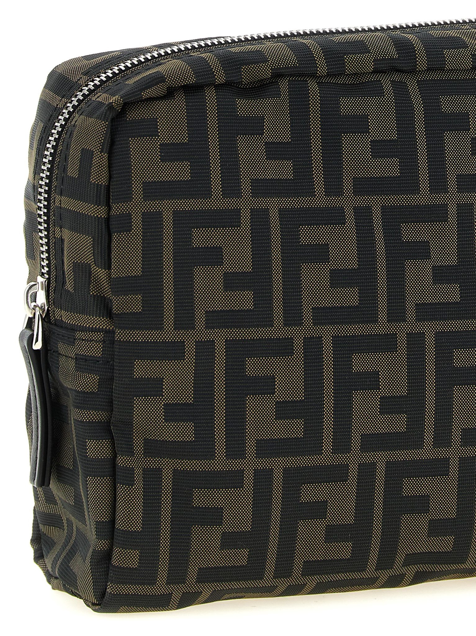 [Fendi] Beauty Case FW26 8N0220B1J2F1PR4