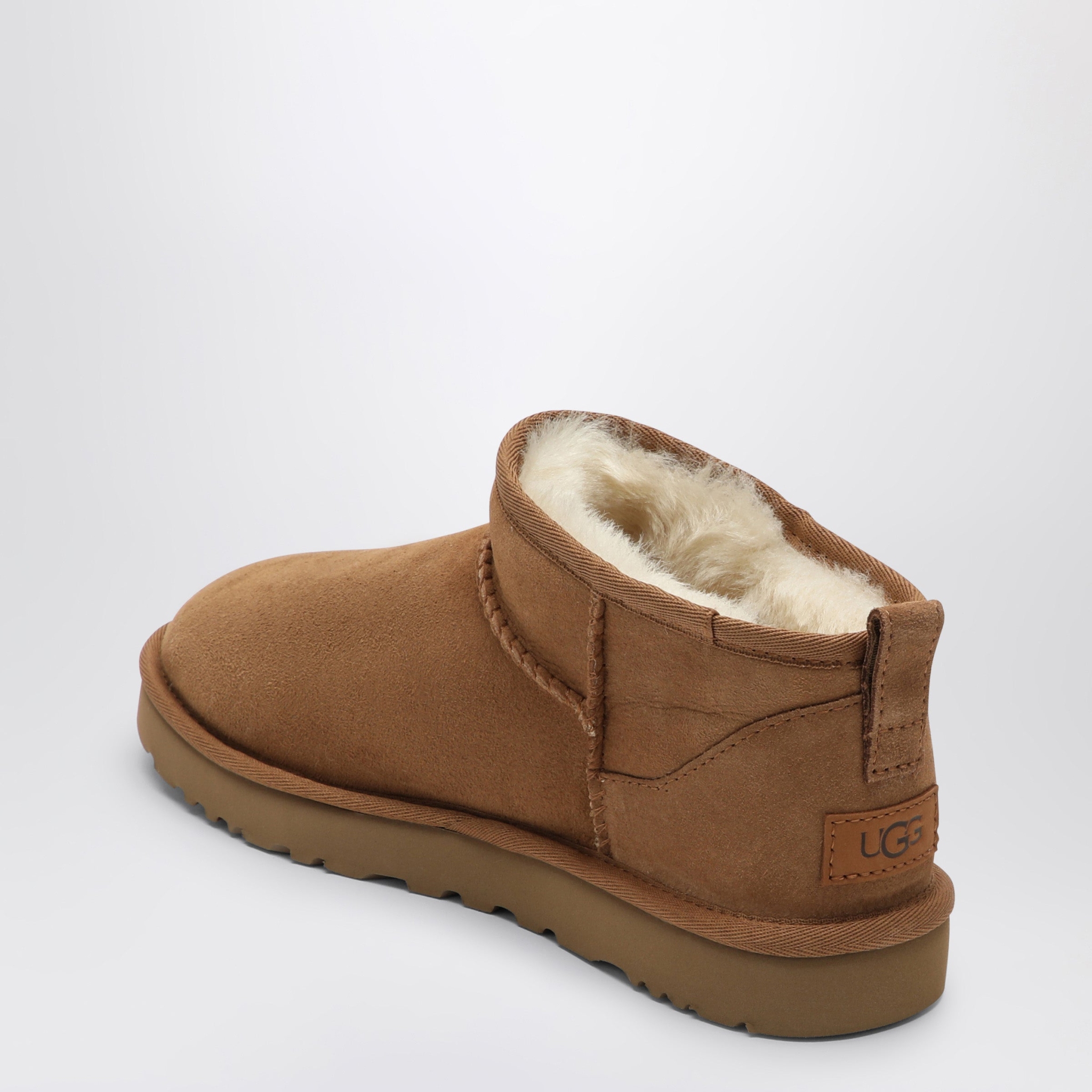 [UGG] Boots FW26 1116109SUE