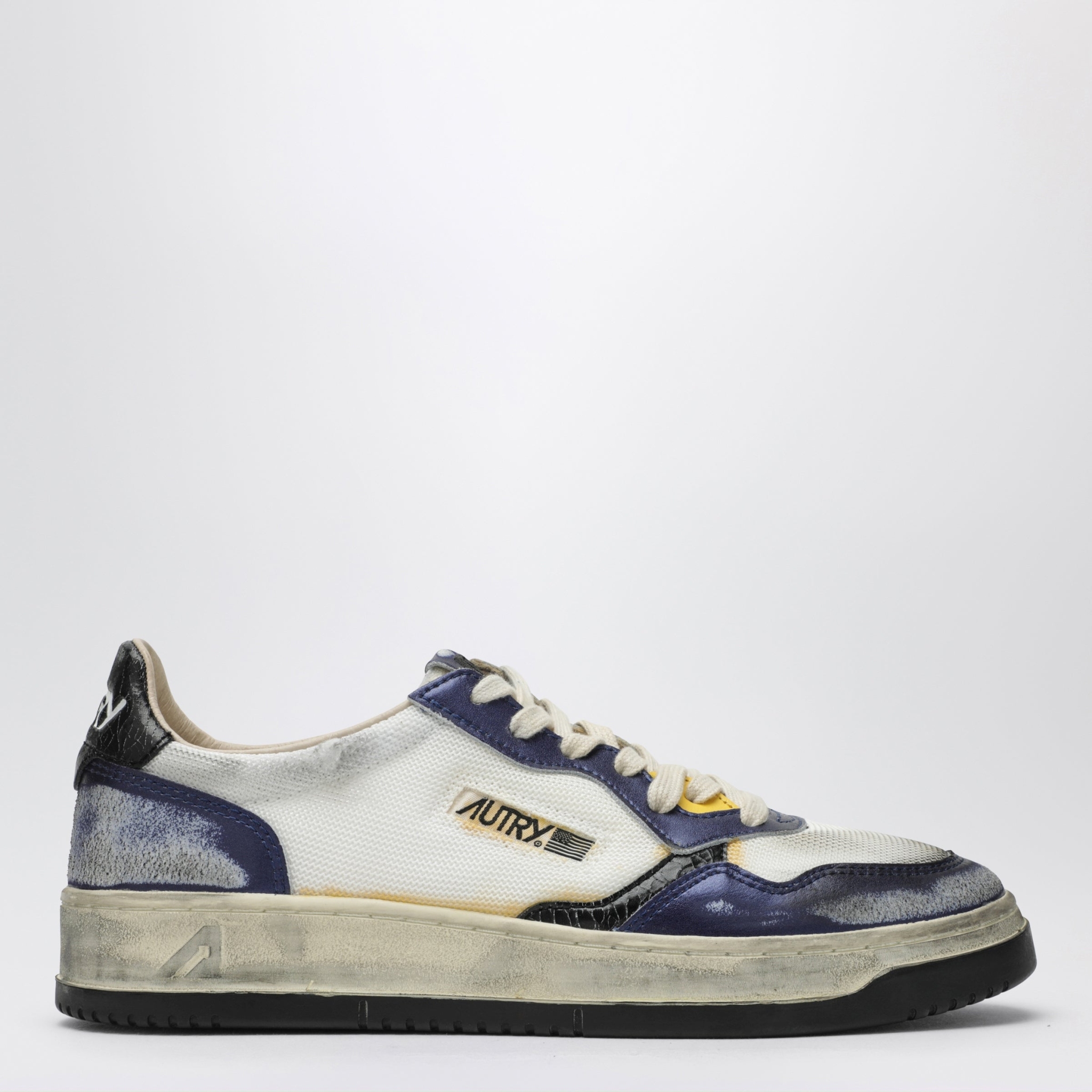 [AUTRY] Sneakers FW26 AVLMKH03