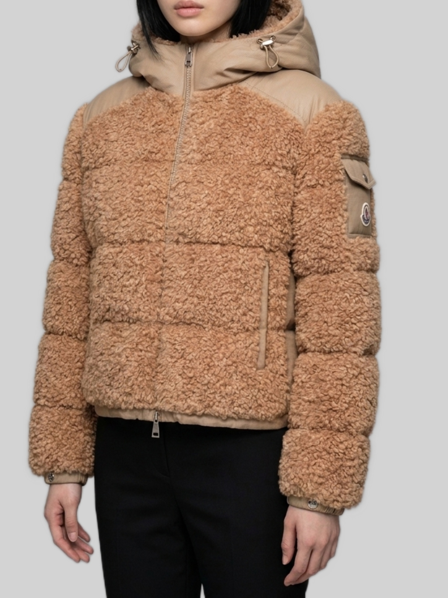 [Moncler] Fur Jacket FW26 L20931A00195_54AM6_22G