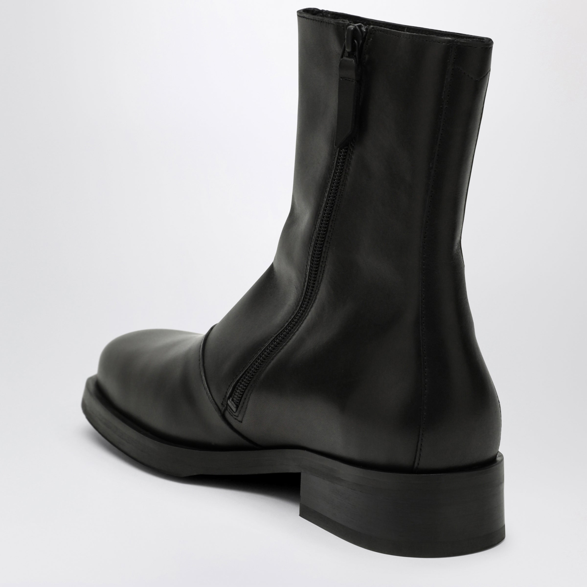 [Our Legacy] Boots FW26 COCBBLE