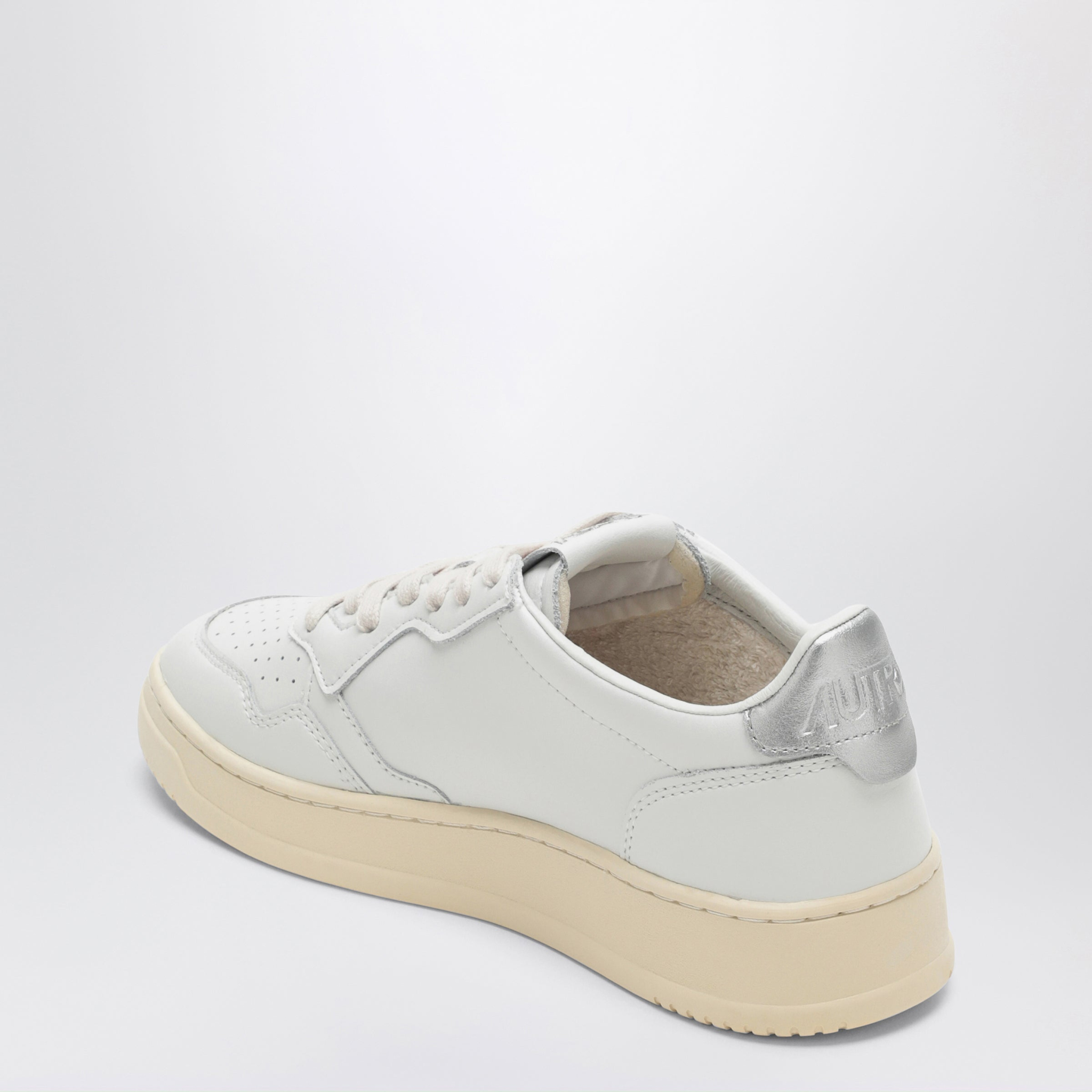 [AUTRY] Sneakers FW26 AULWLL05