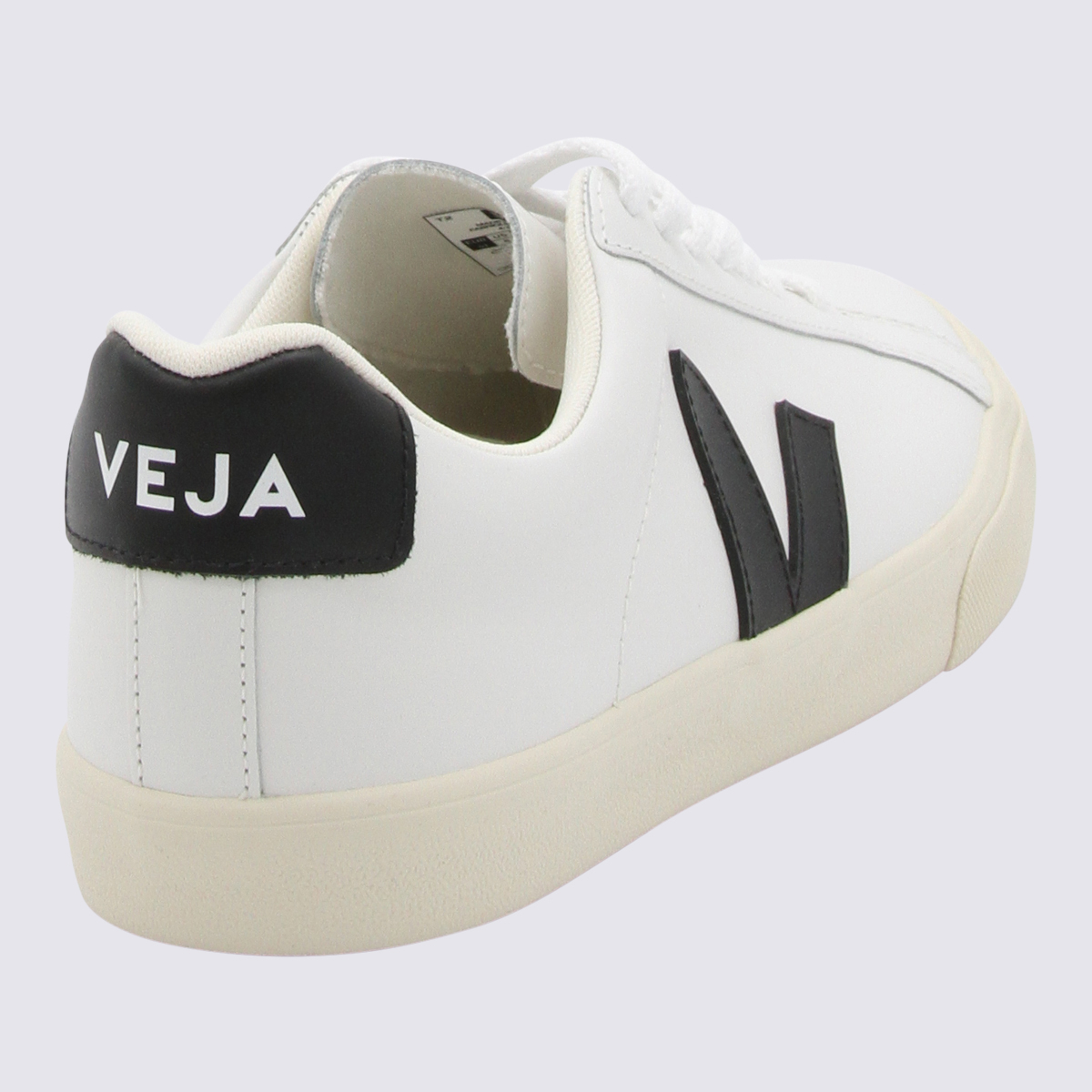 [Veja] Sneakers FW26 EO0200005B